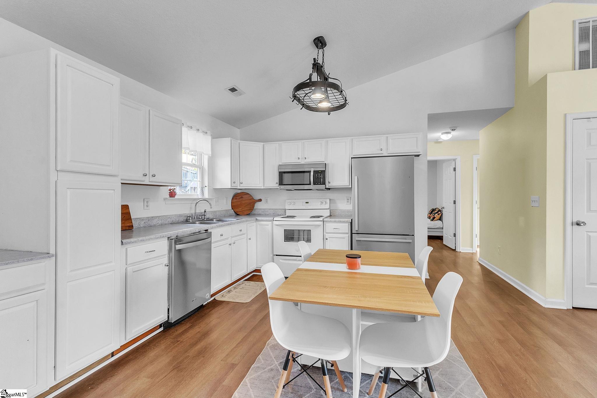 27 Backwater, Greenville, South Carolina image 11