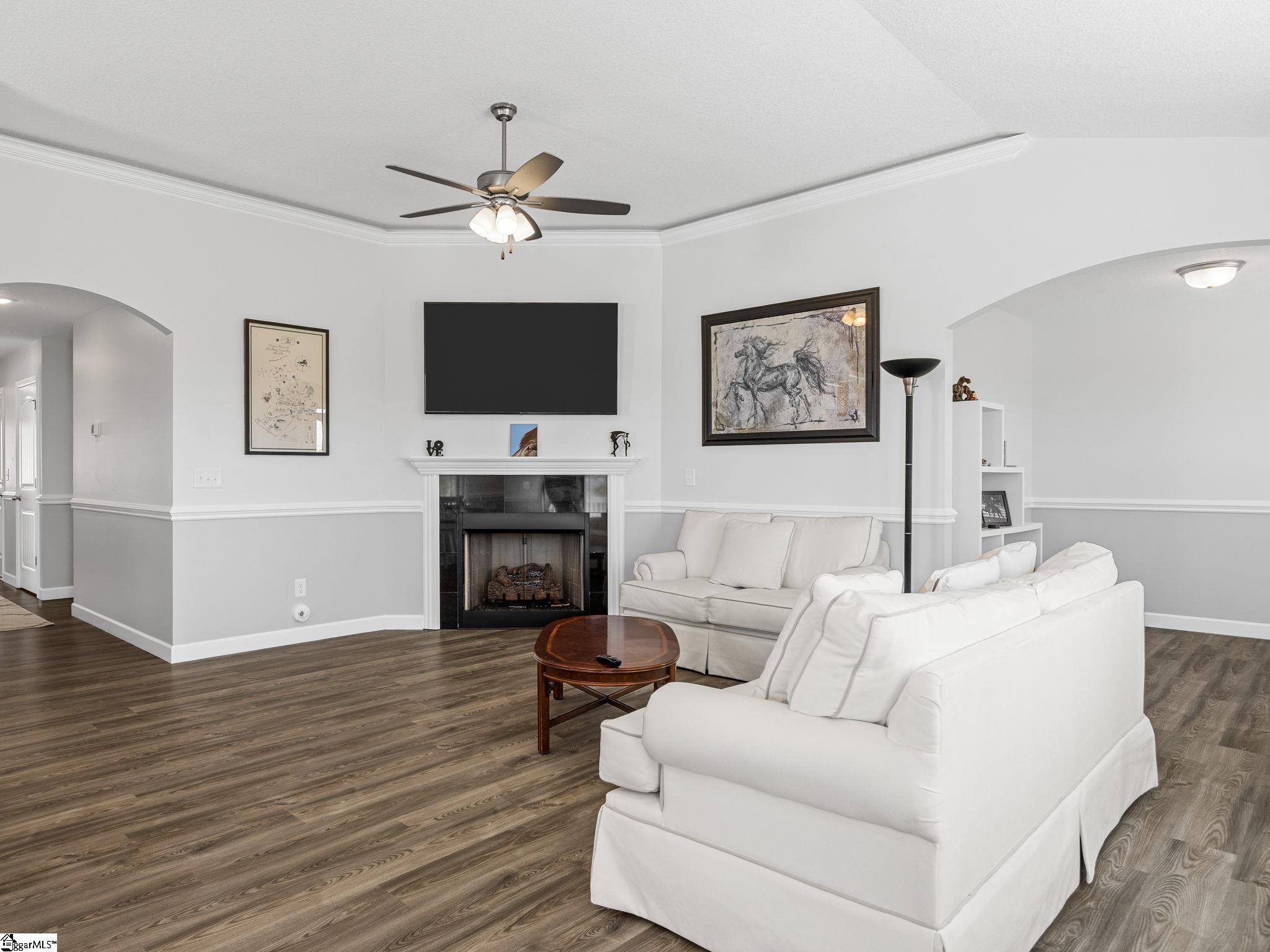 111 James Shands Lane Wellford, SC 29385