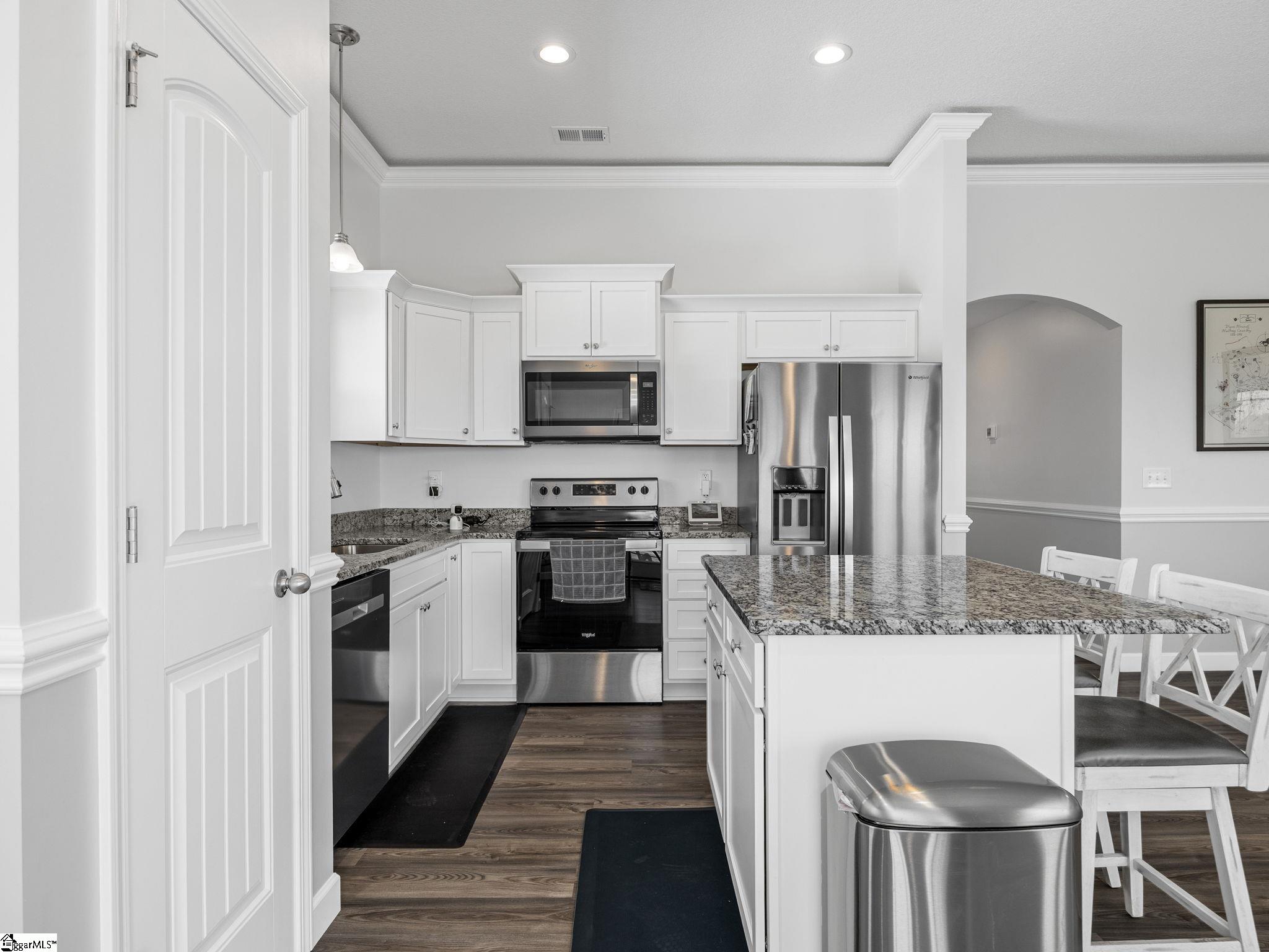 111 James Shands Lane Wellford, SC 29385