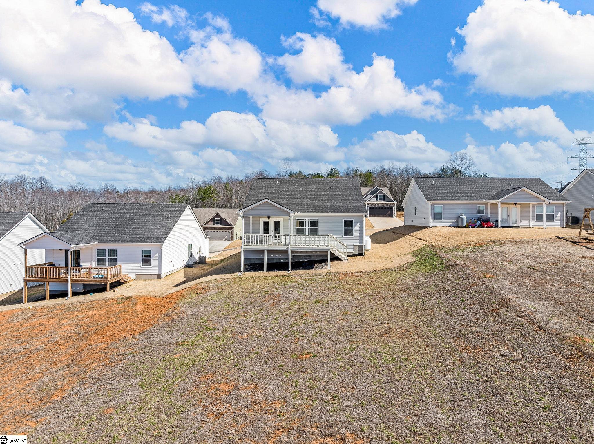 111 James Shands Lane Wellford, SC 29385