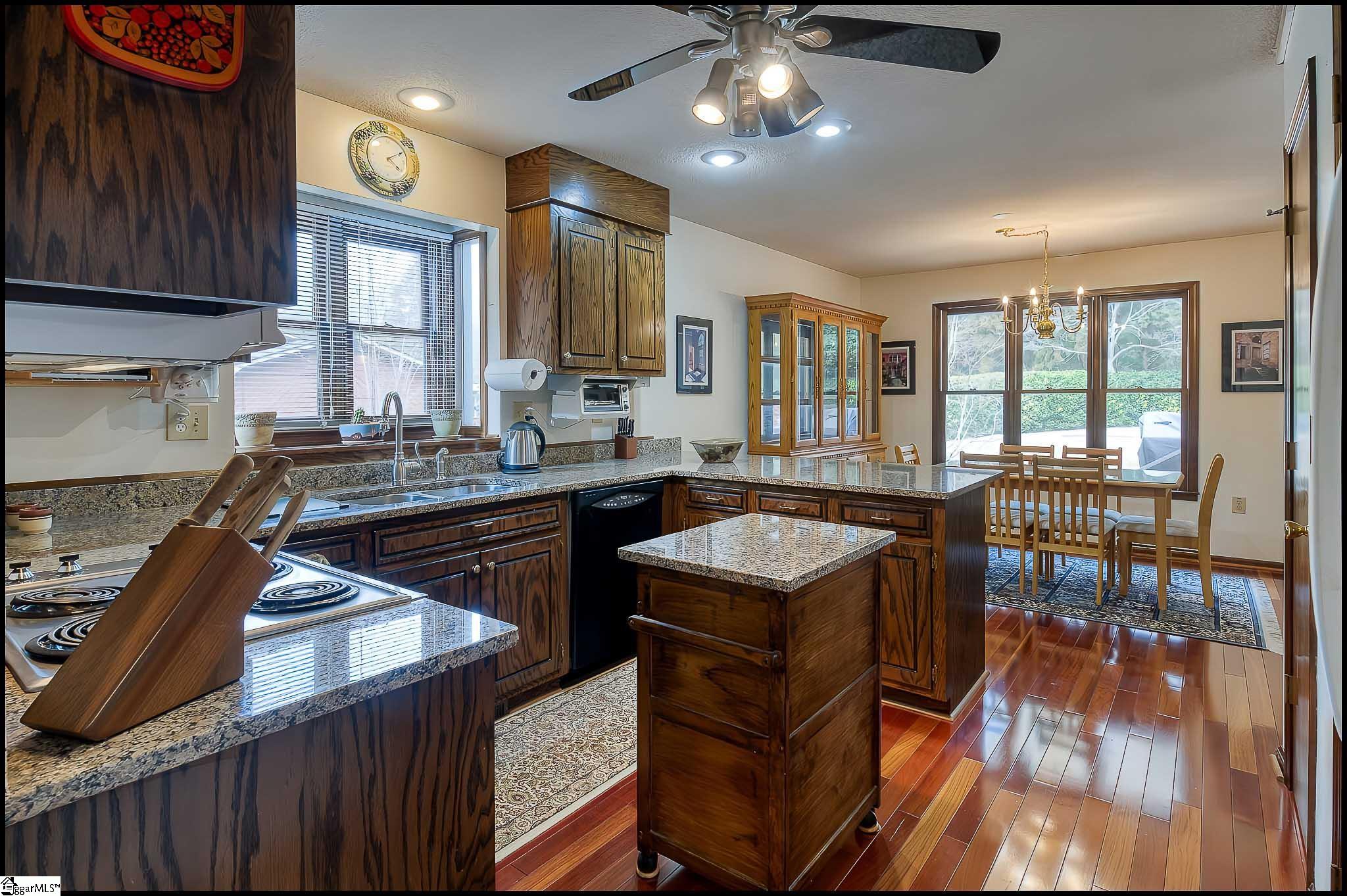 107 Creekview, Clemson, South Carolina image 26