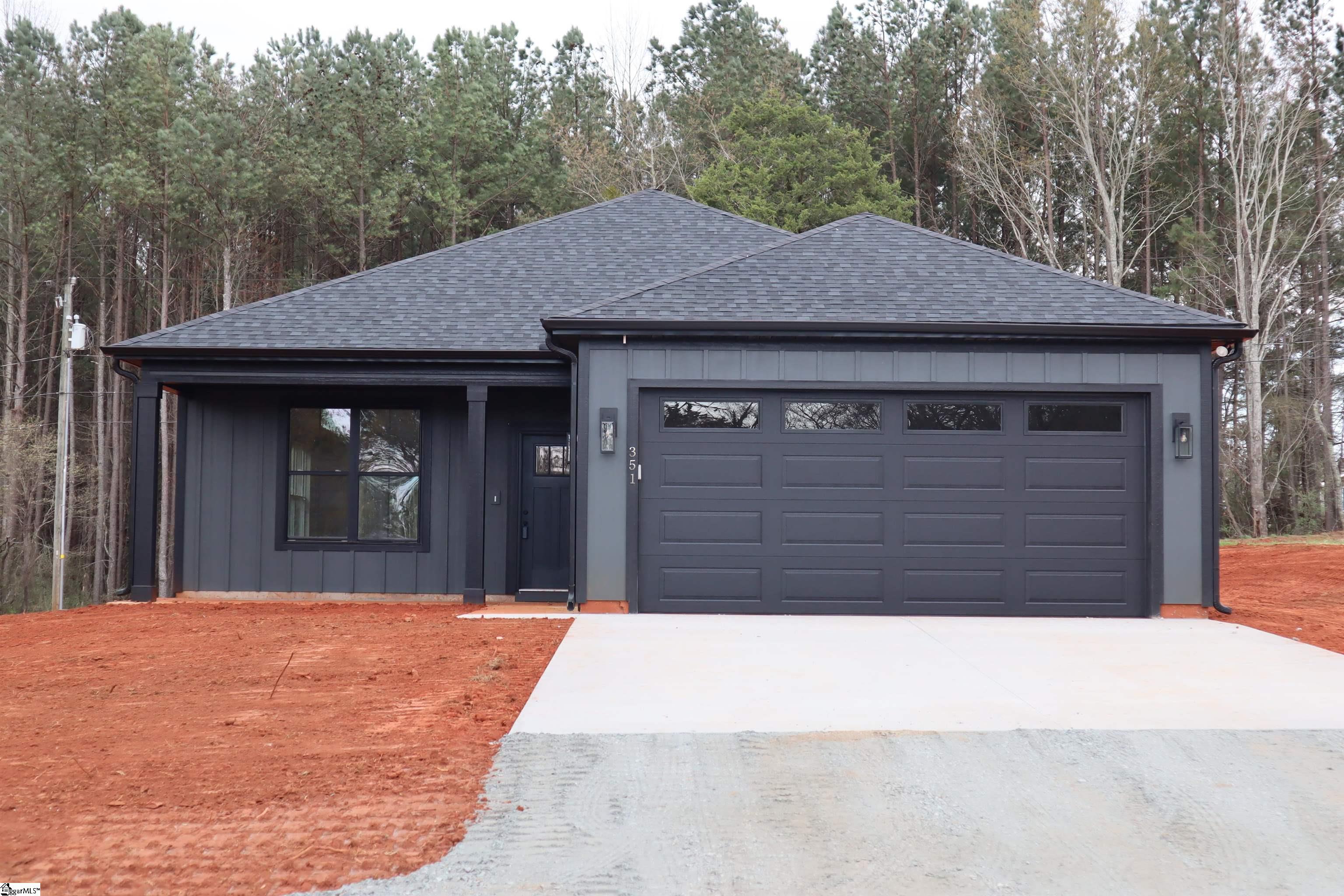 351 Scenic Avenue, Campobello SC 29322