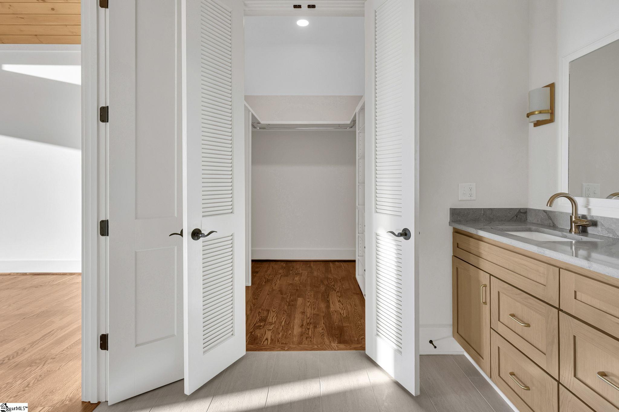 987 Altamont, Greenville, South Carolina image 30