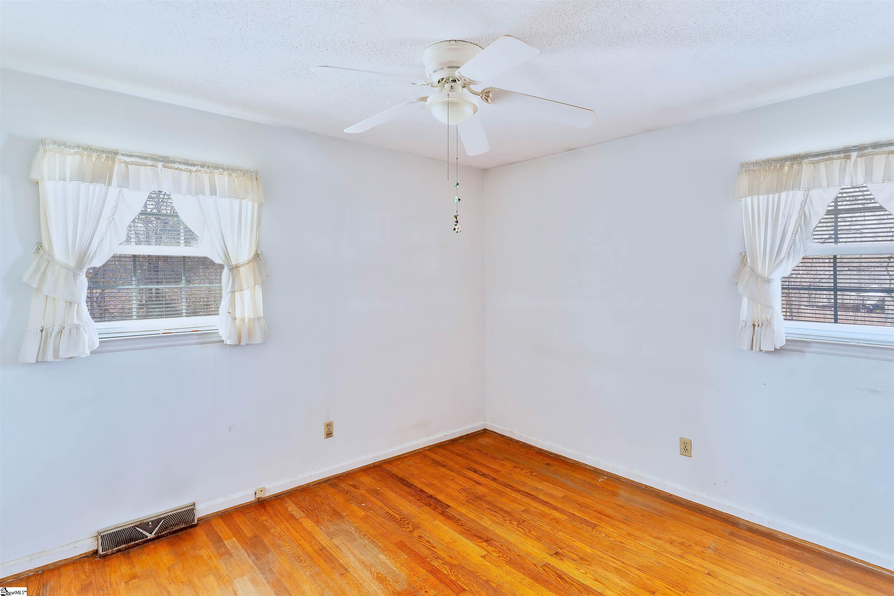 115 E Forest, Union, South Carolina image 18
