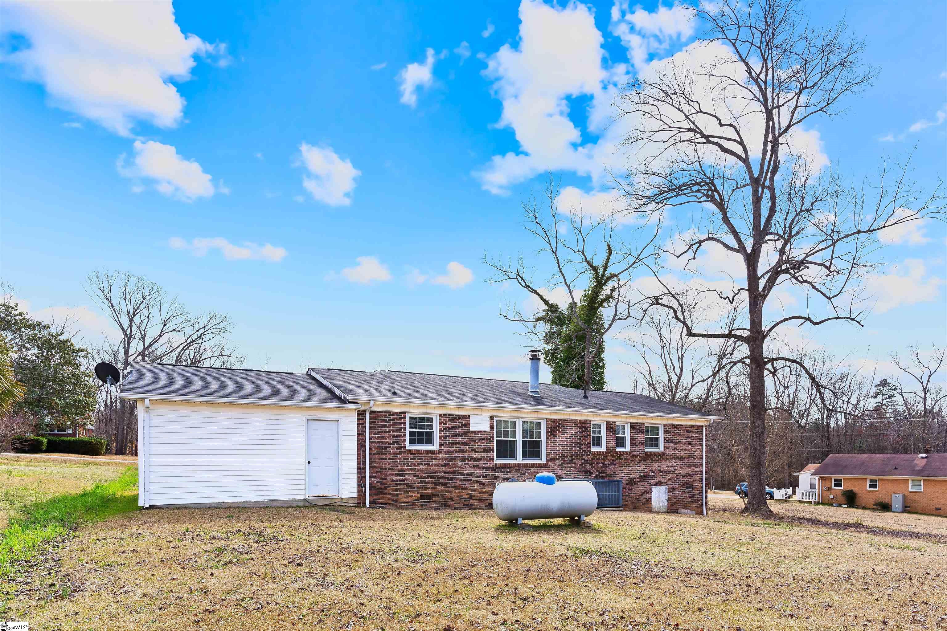 115 E Forest, Union, South Carolina image 6