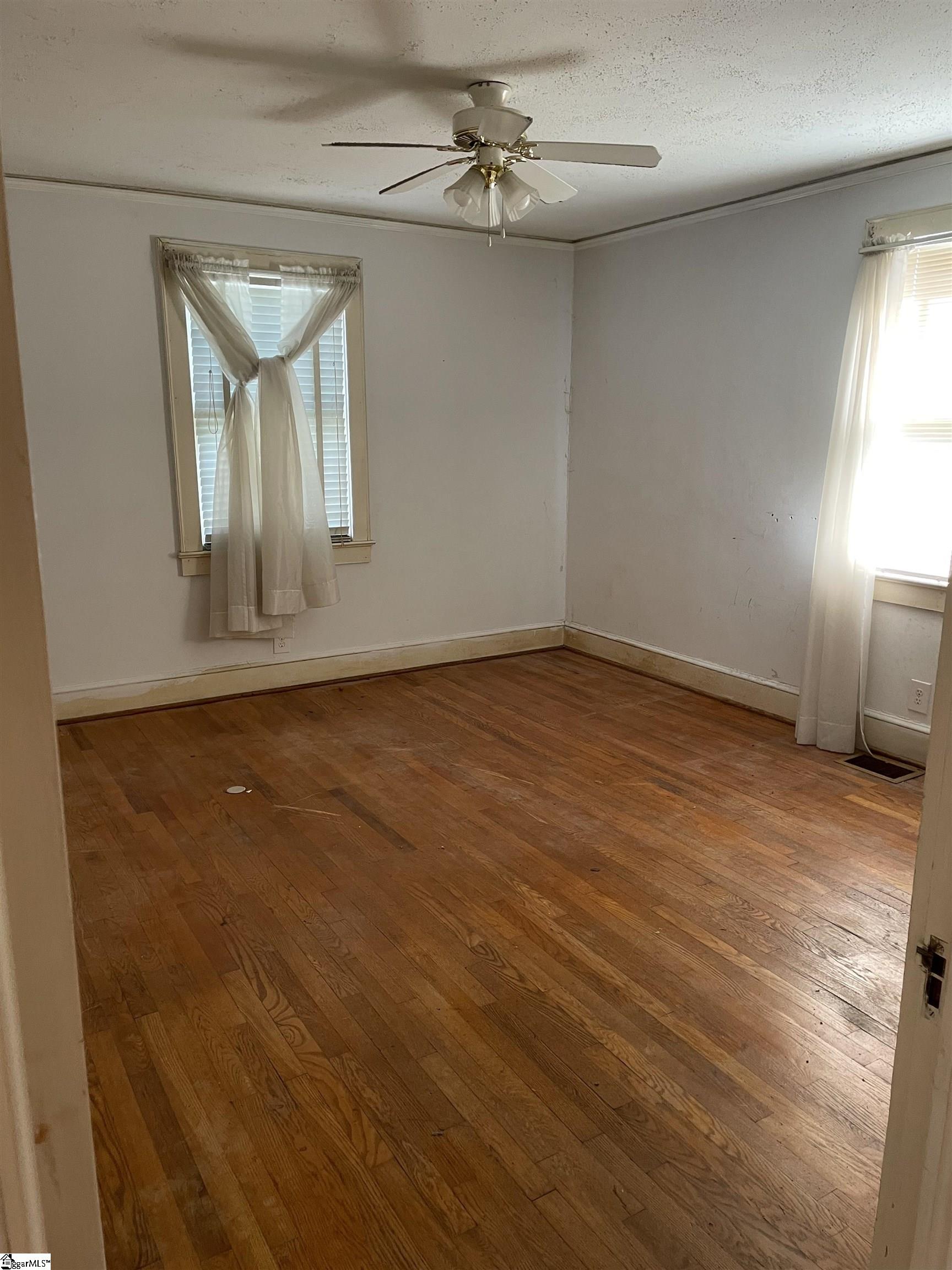 201 Colonial, Greenville, South Carolina image 13