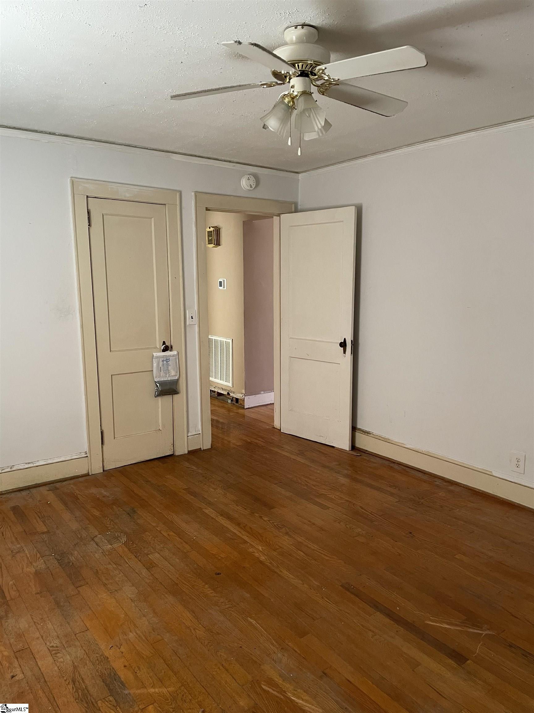 201 Colonial, Greenville, South Carolina image 14