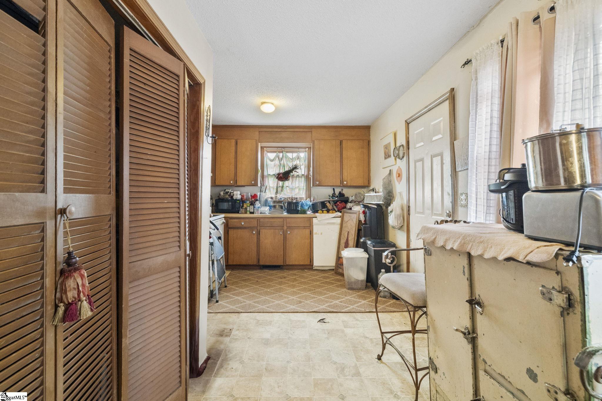5 Grant, Taylors, South Carolina image 6