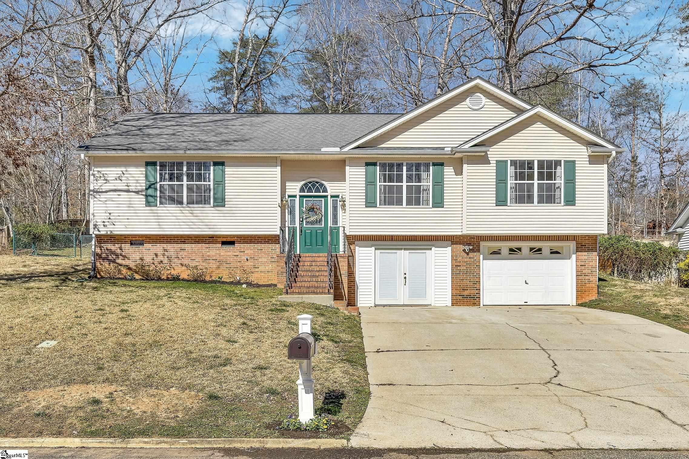 24 Daughtry Court Travelers Rest, SC 29690