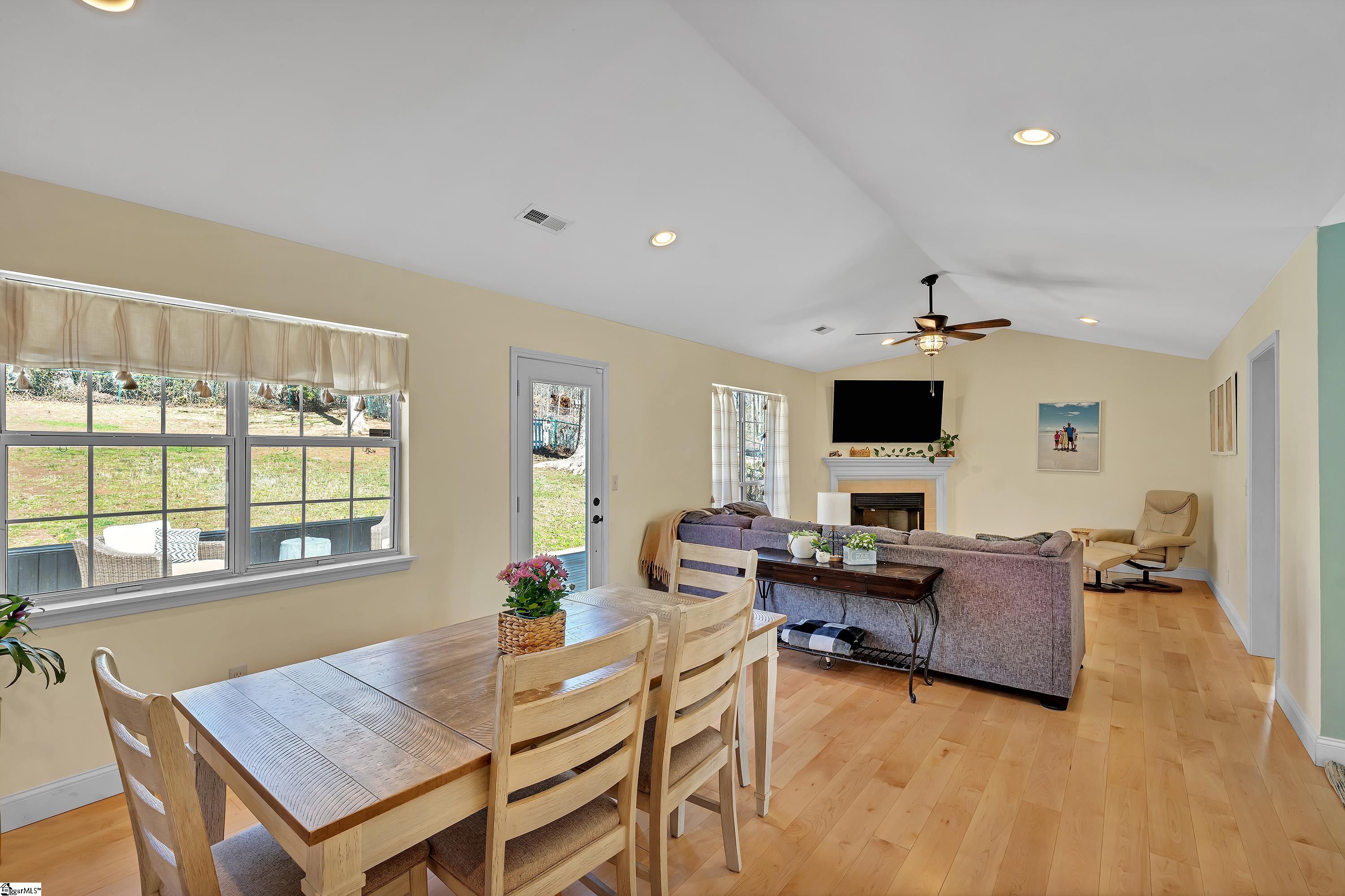 24 Daughtry, Travelers Rest, South Carolina image 10