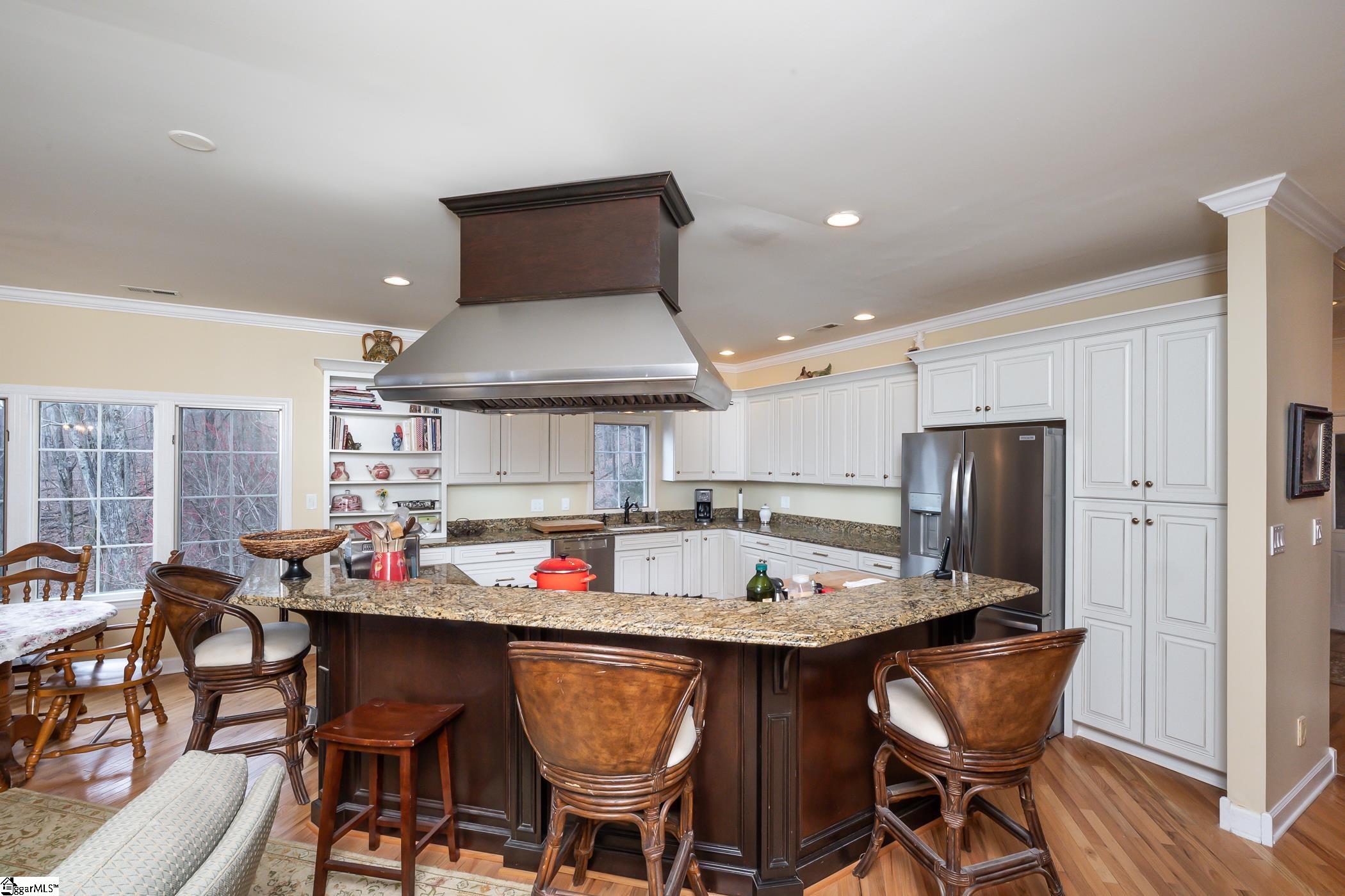 190 Raven, Landrum, South Carolina image 15