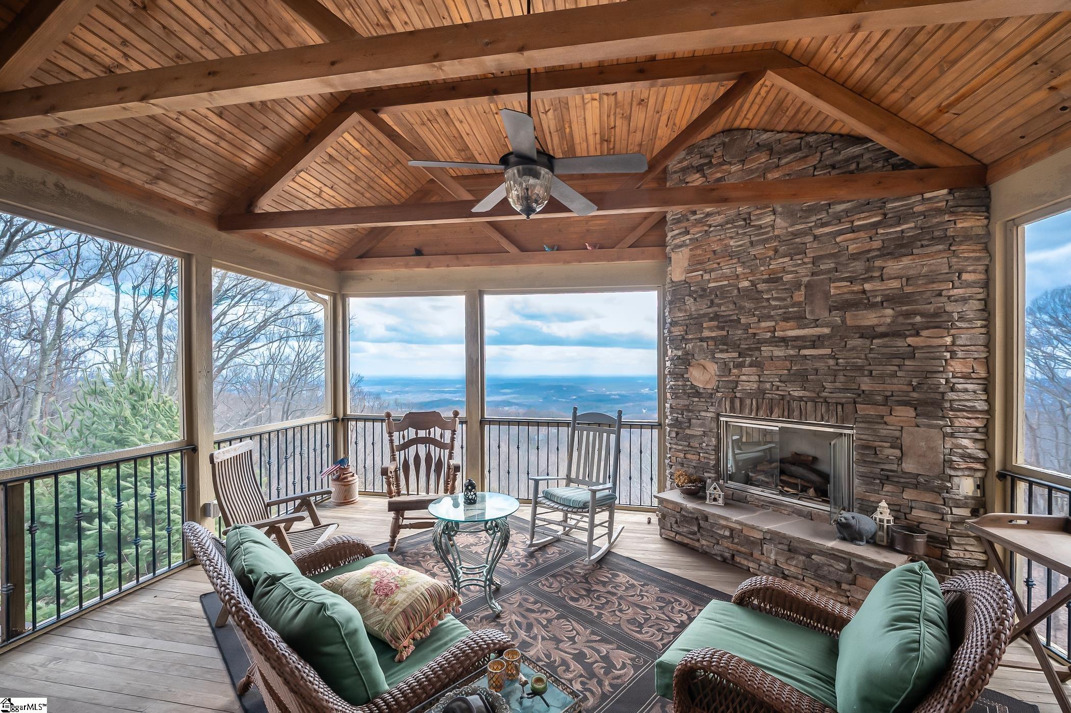 190 Raven, Landrum, South Carolina image 3