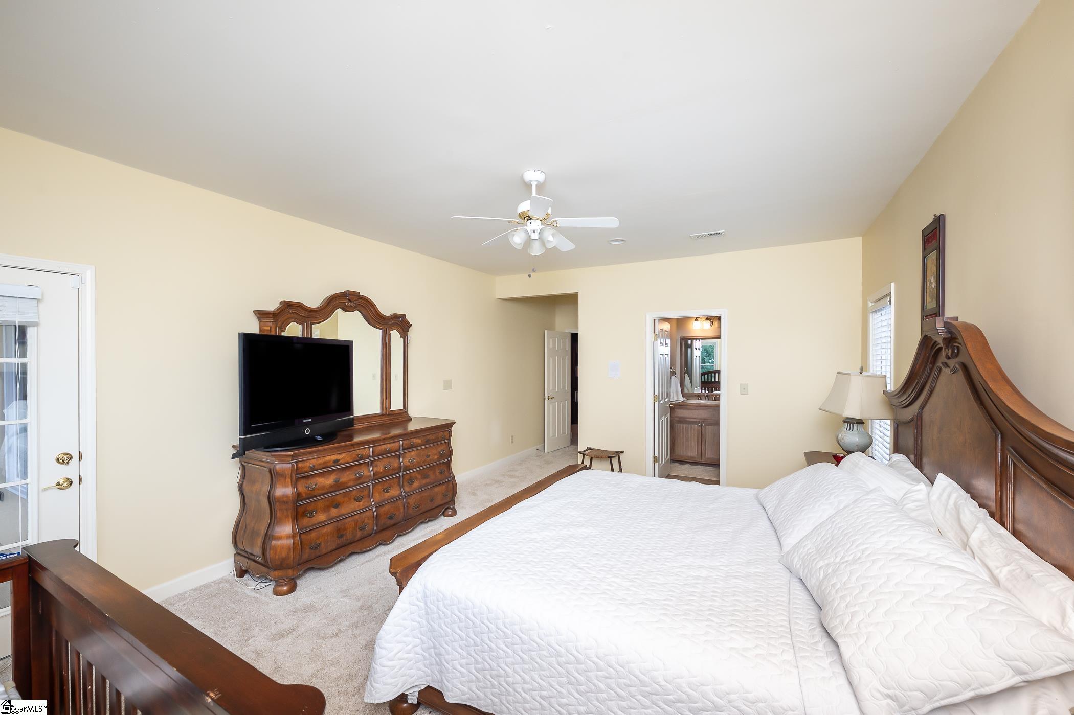 190 Raven, Landrum, South Carolina image 29