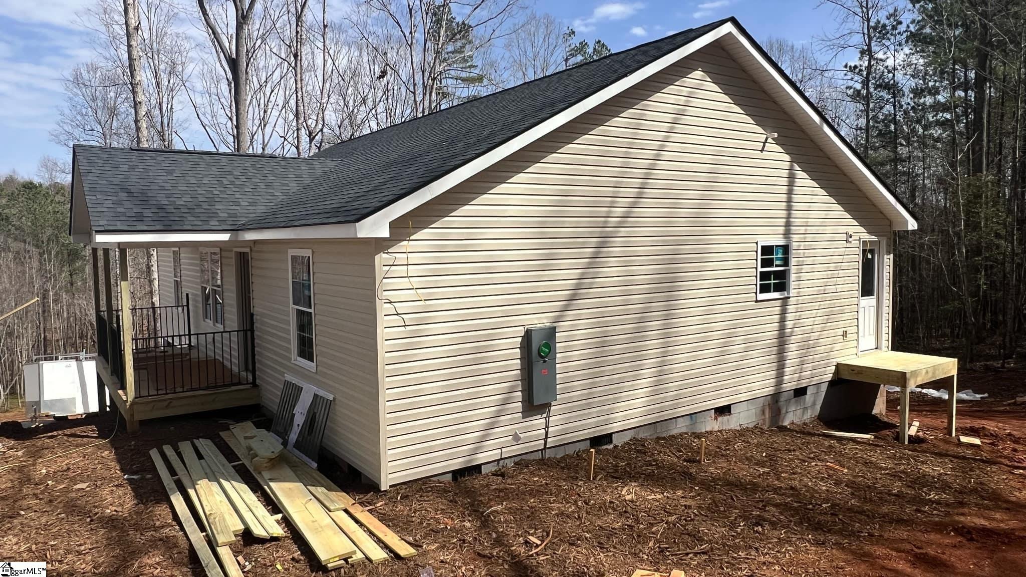 110 Ledbetter, Walhalla, South Carolina image 5