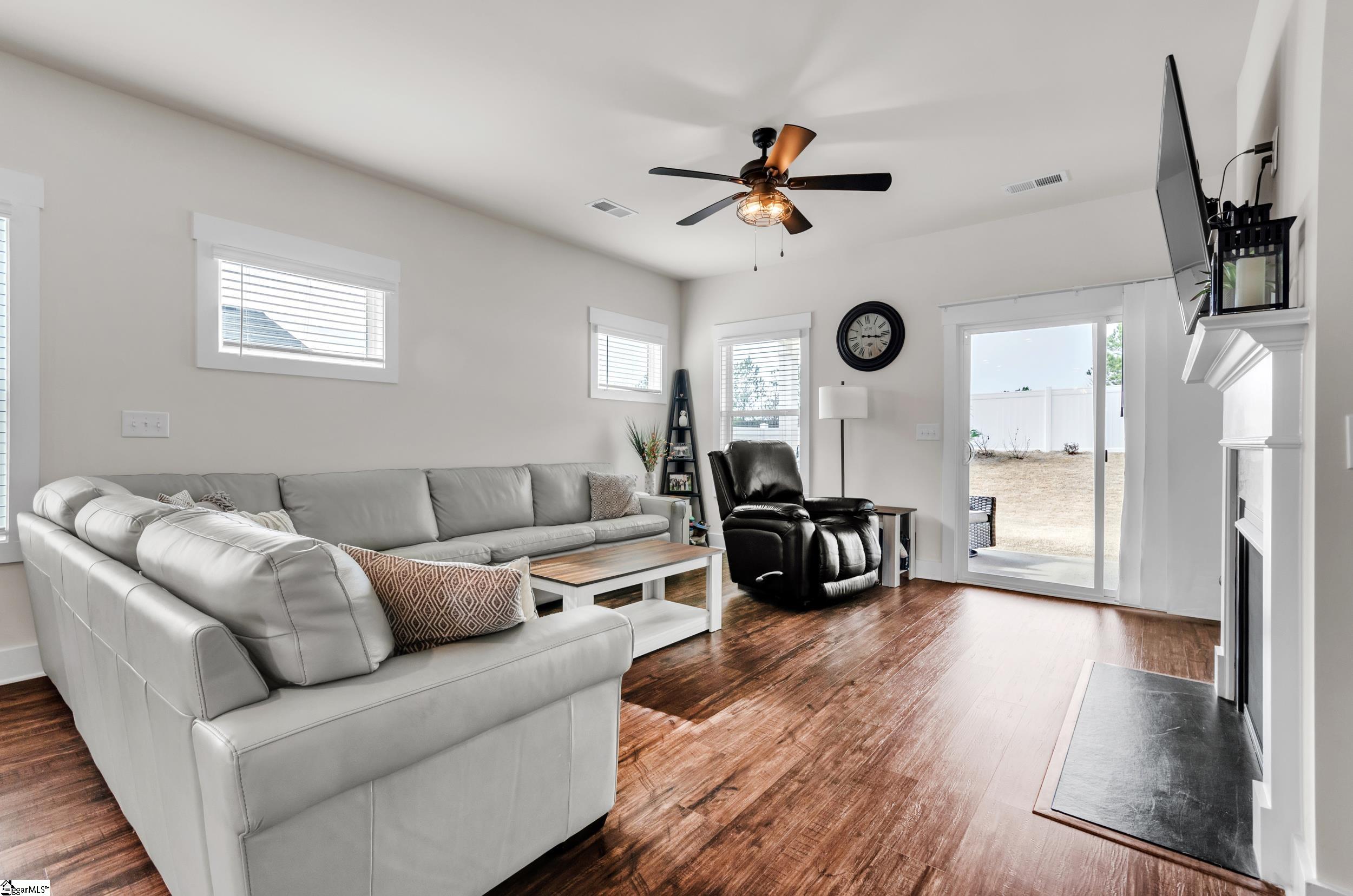 359 Pewter, Simpsonville, South Carolina image 9
