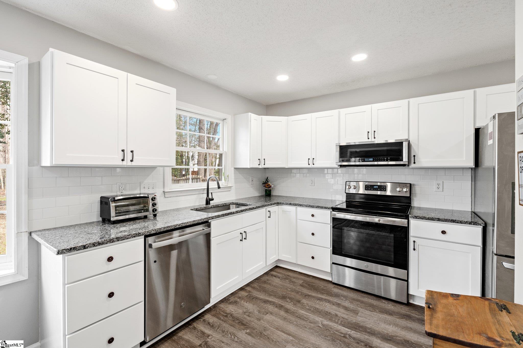 26 Staffordshire, Simpsonville, South Carolina image 10