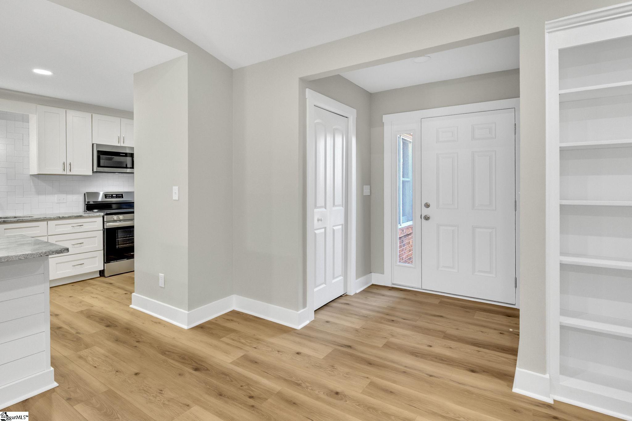 501 Teal, Greenville, South Carolina image 8