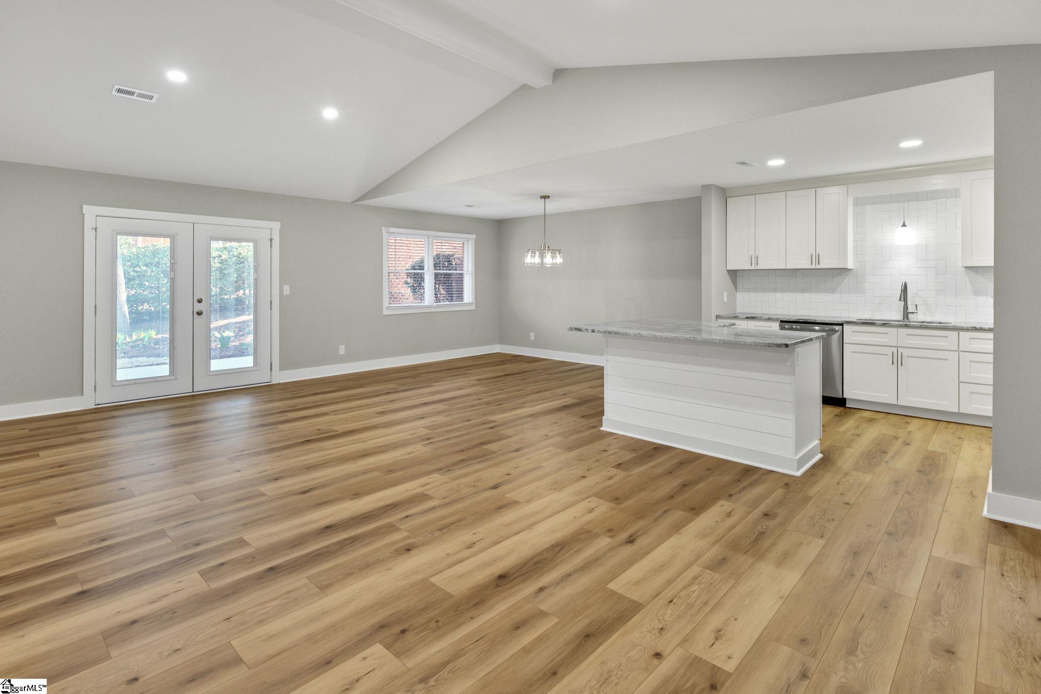 501 Teal, Greenville, South Carolina image 9