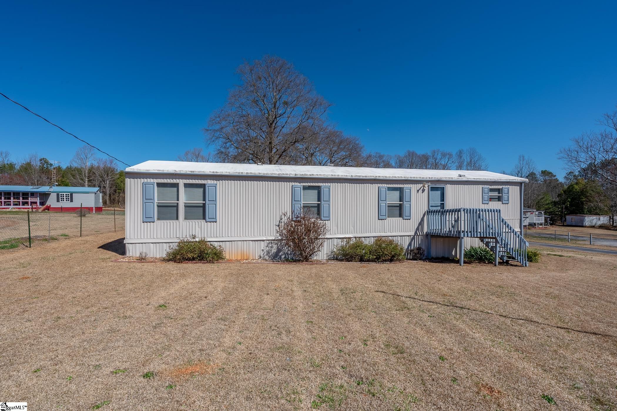 143 Riverbluff Drive, Inman SC 29349