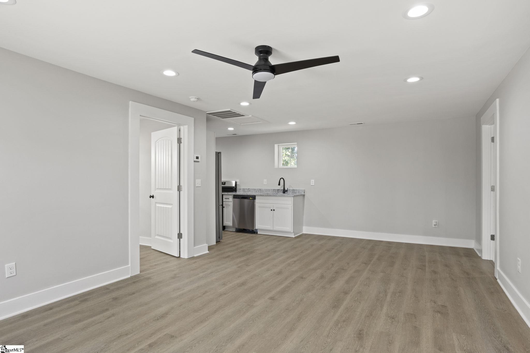 200 Darlington, Greenville, South Carolina image 27