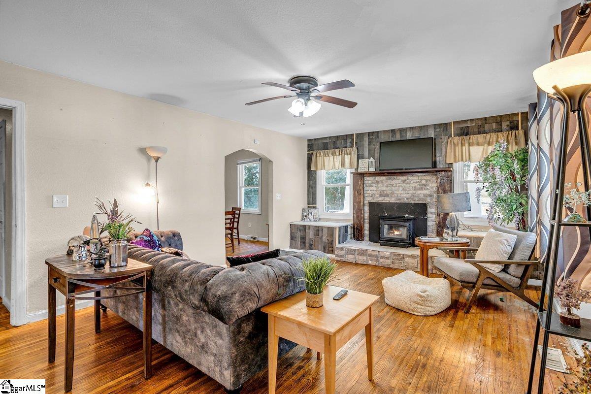 9 Shaw, Williamston, South Carolina image 3