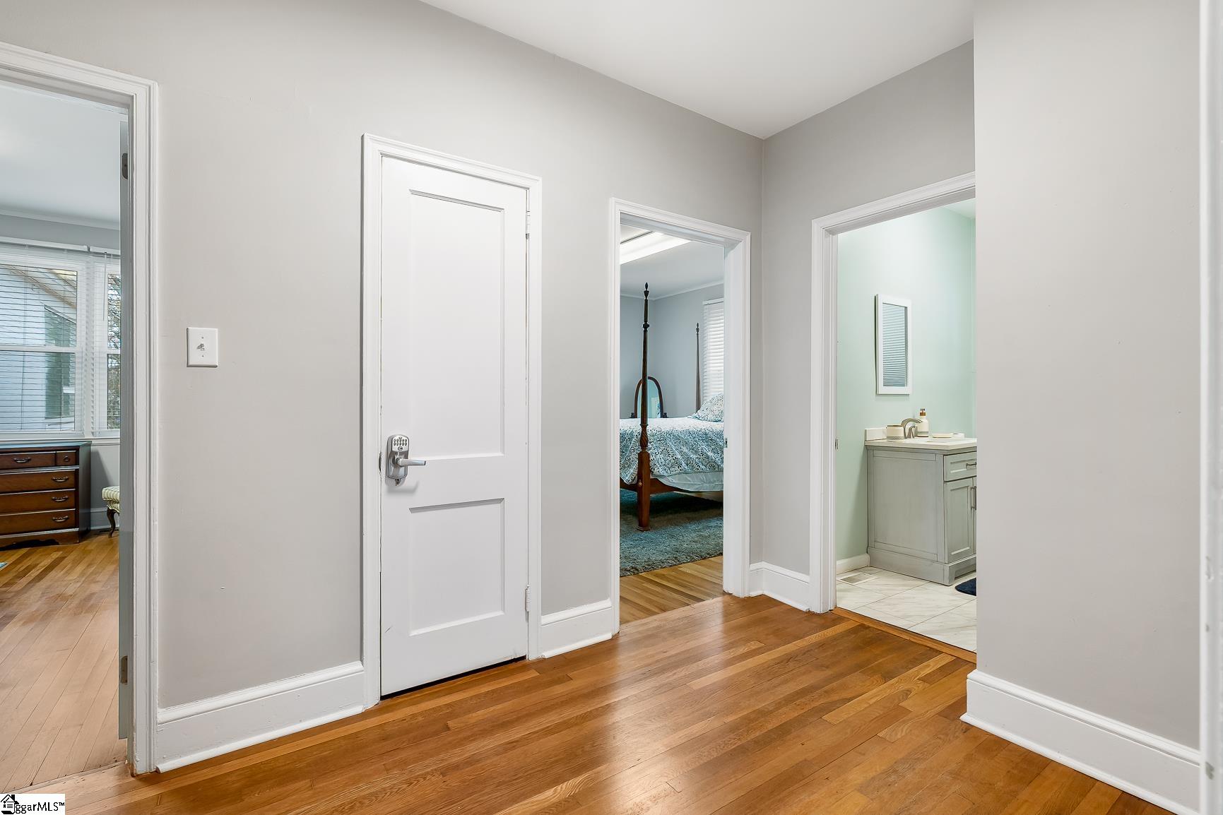 1156 Edgefield, Greenwood, South Carolina image 11