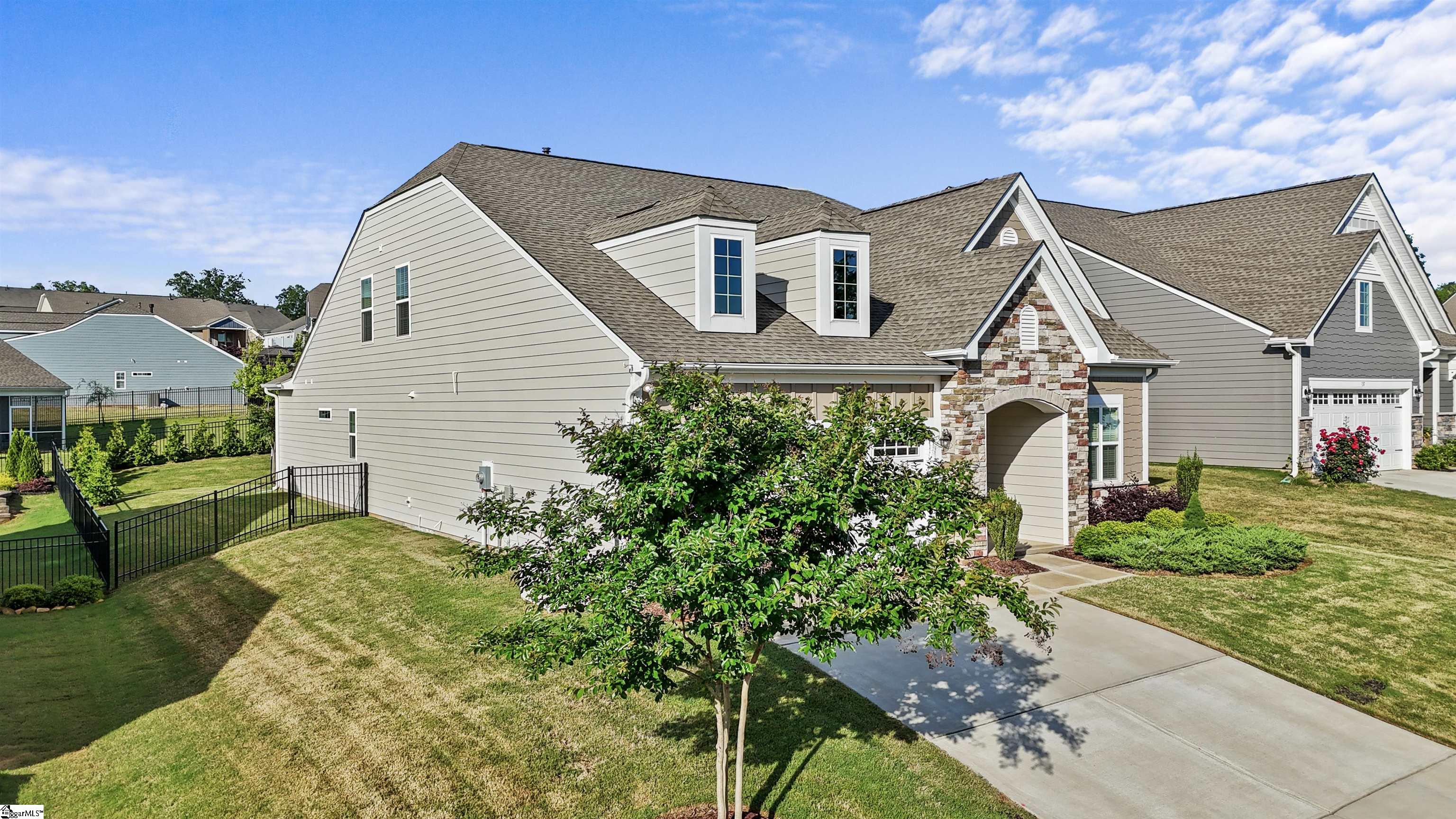 133 Double Crest, Greer, South Carolina image 2