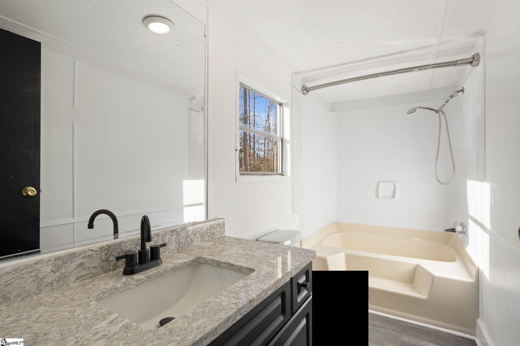 605 Englewood, Greenville, South Carolina image 14