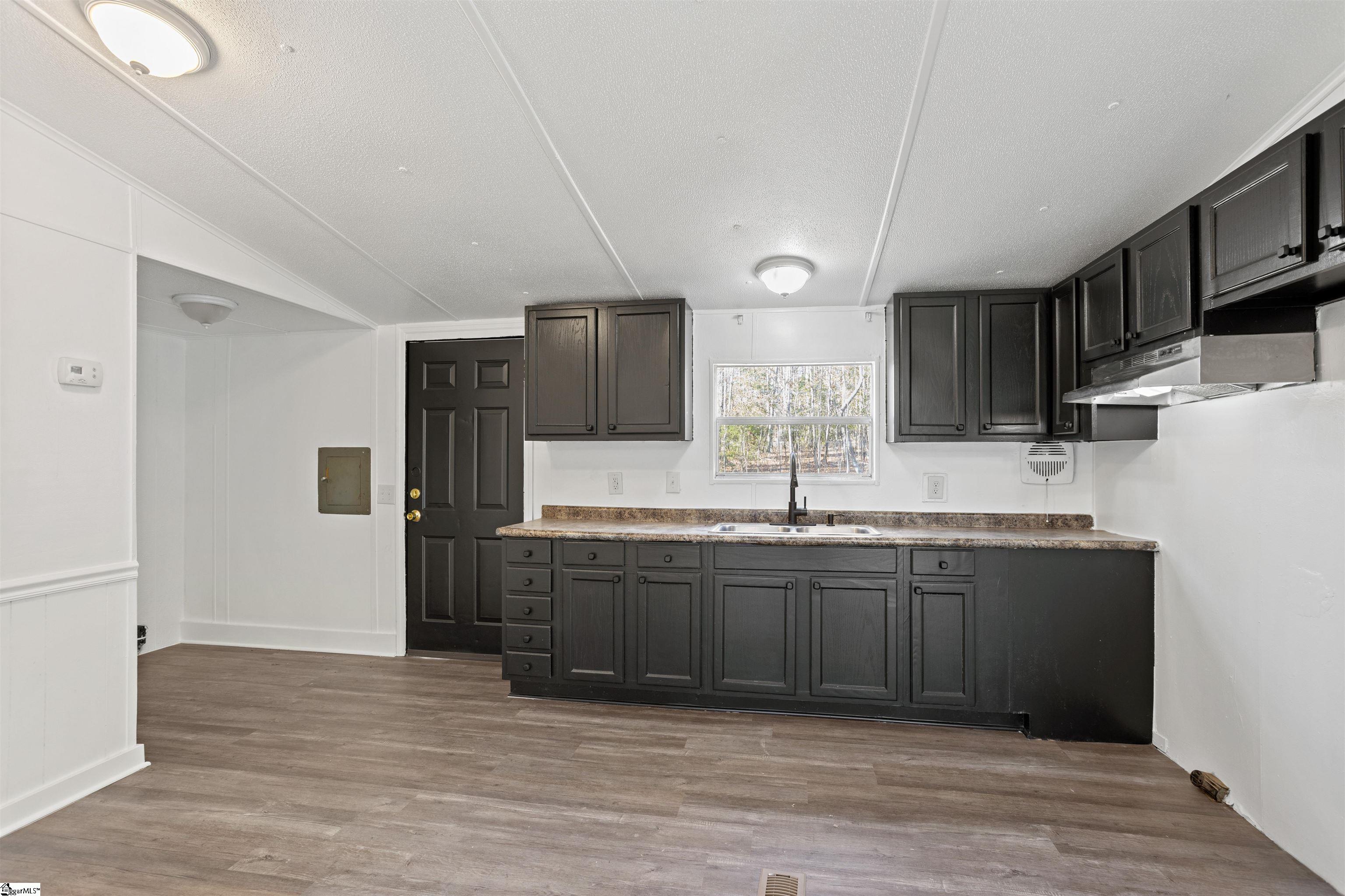 605 Englewood, Greenville, South Carolina image 7