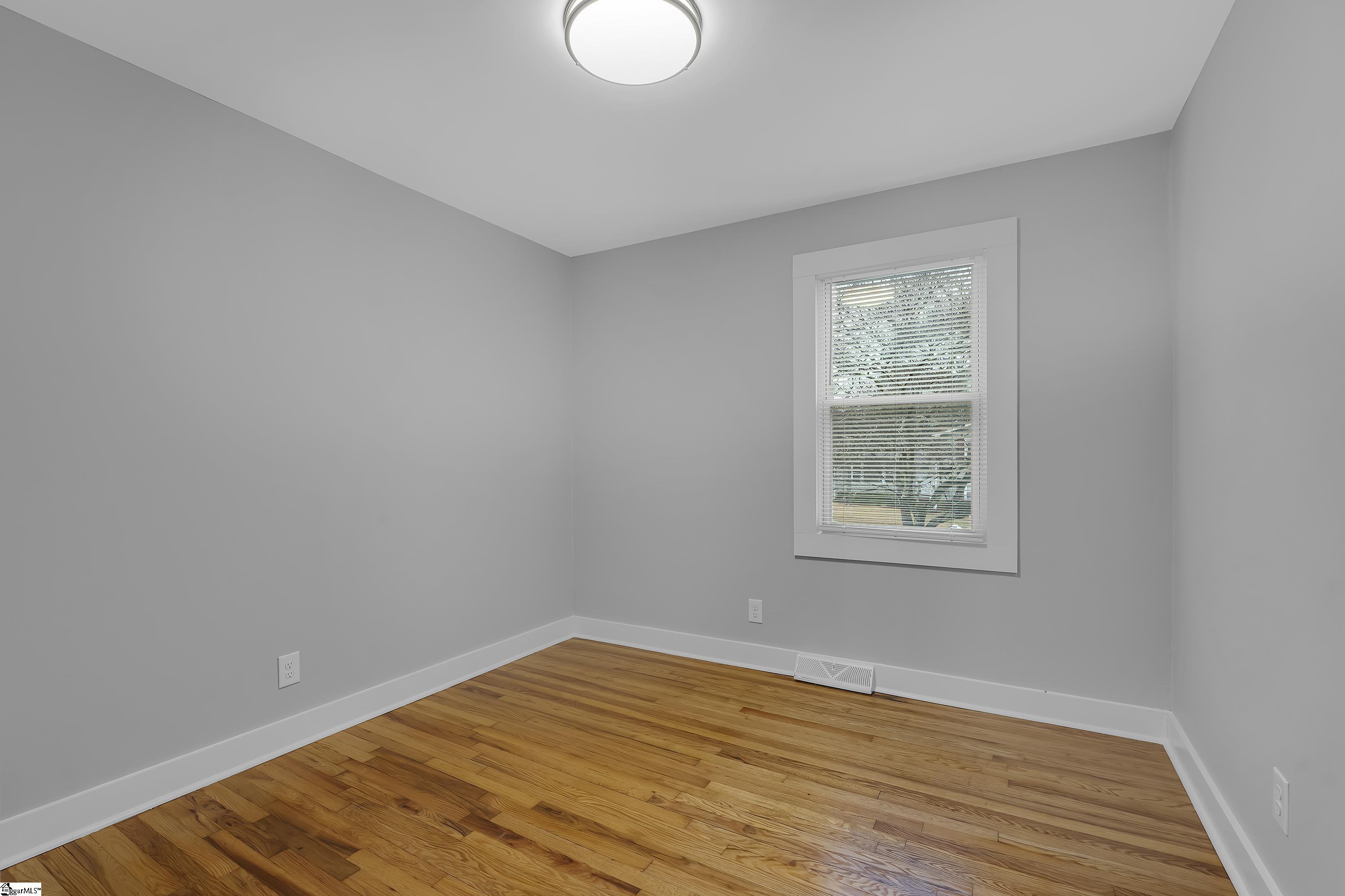16 Glendale, Greenville, South Carolina image 18