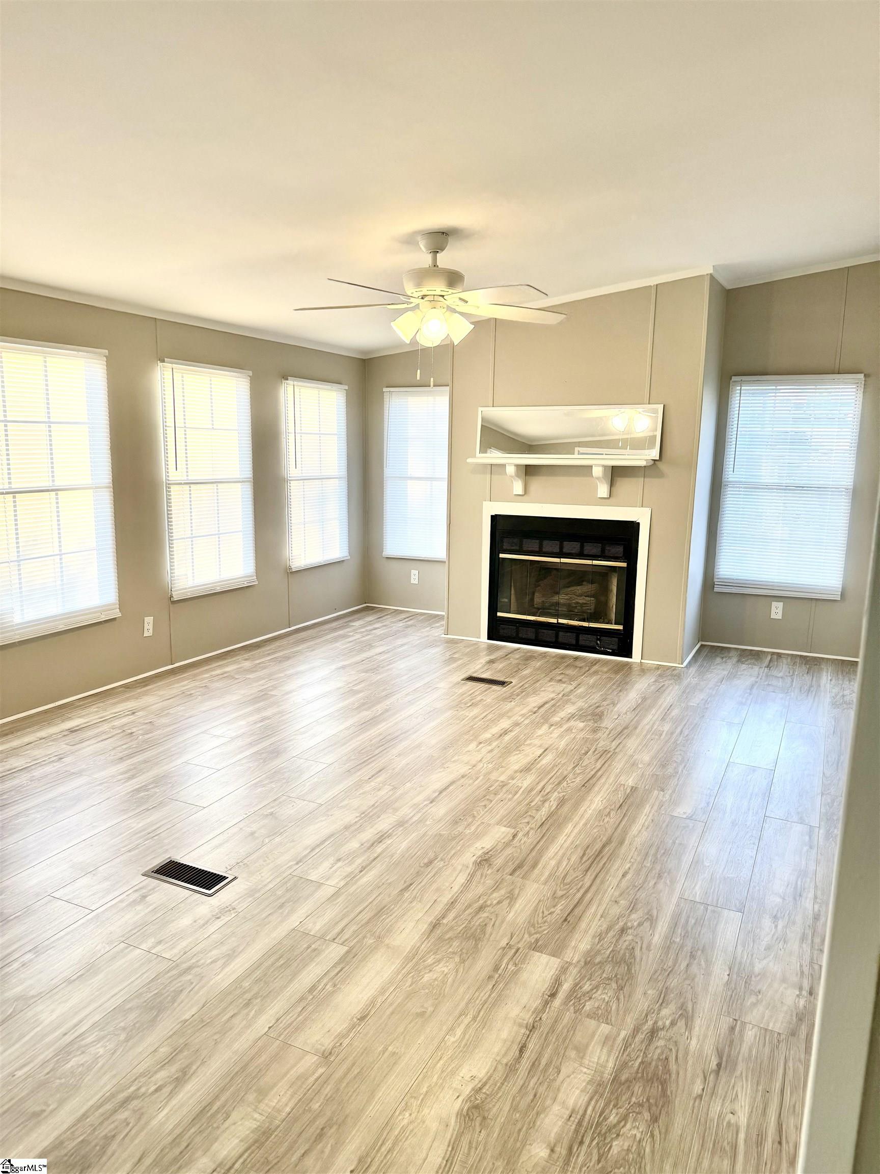240 Main, Converse, South Carolina image 6