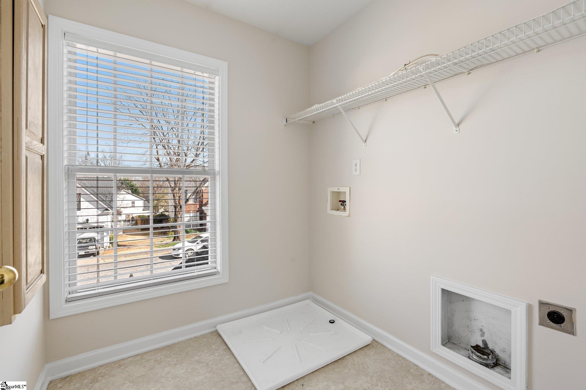 222 Catalan, Greenville, South Carolina image 33