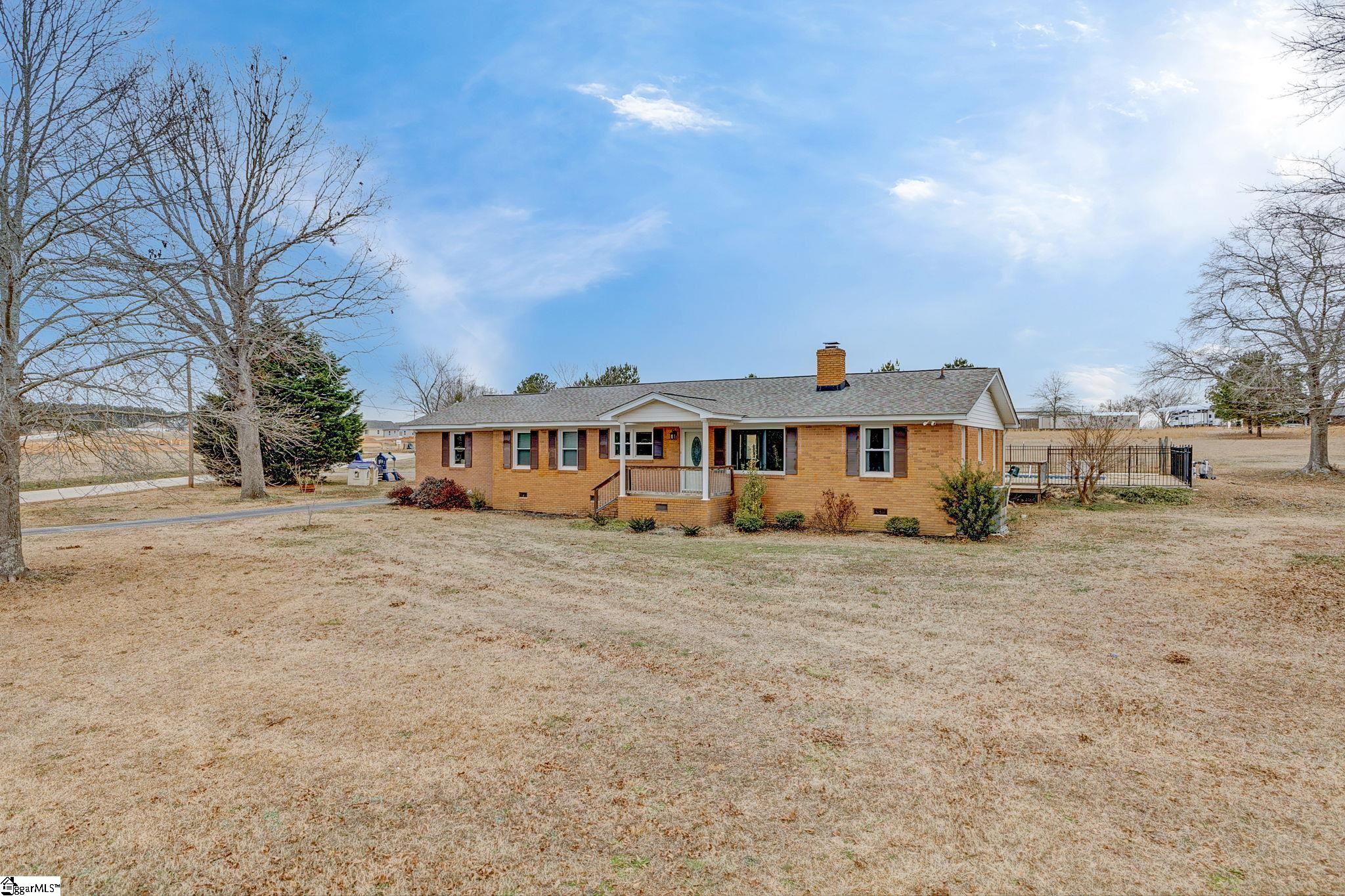 3011 Neely Ferry Road, Laurens SC 29360