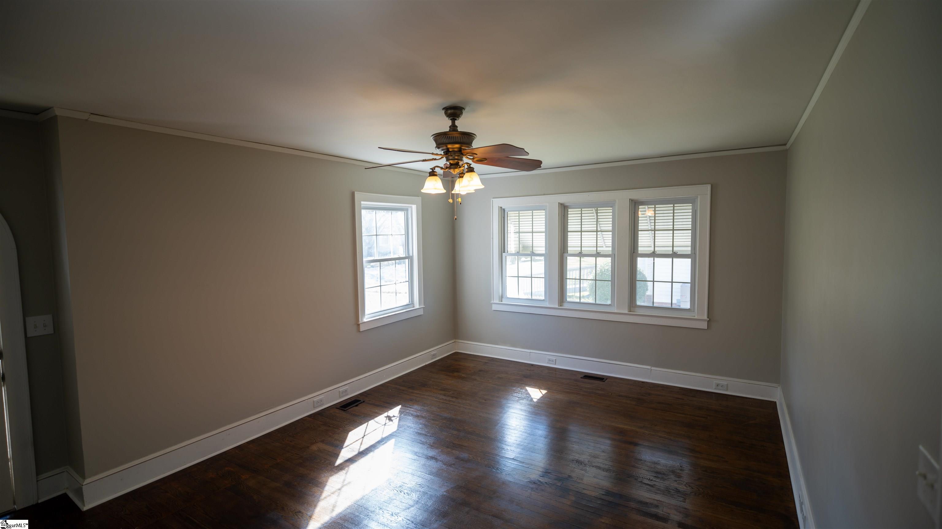 112 W Centennial, Clinton, South Carolina image 4