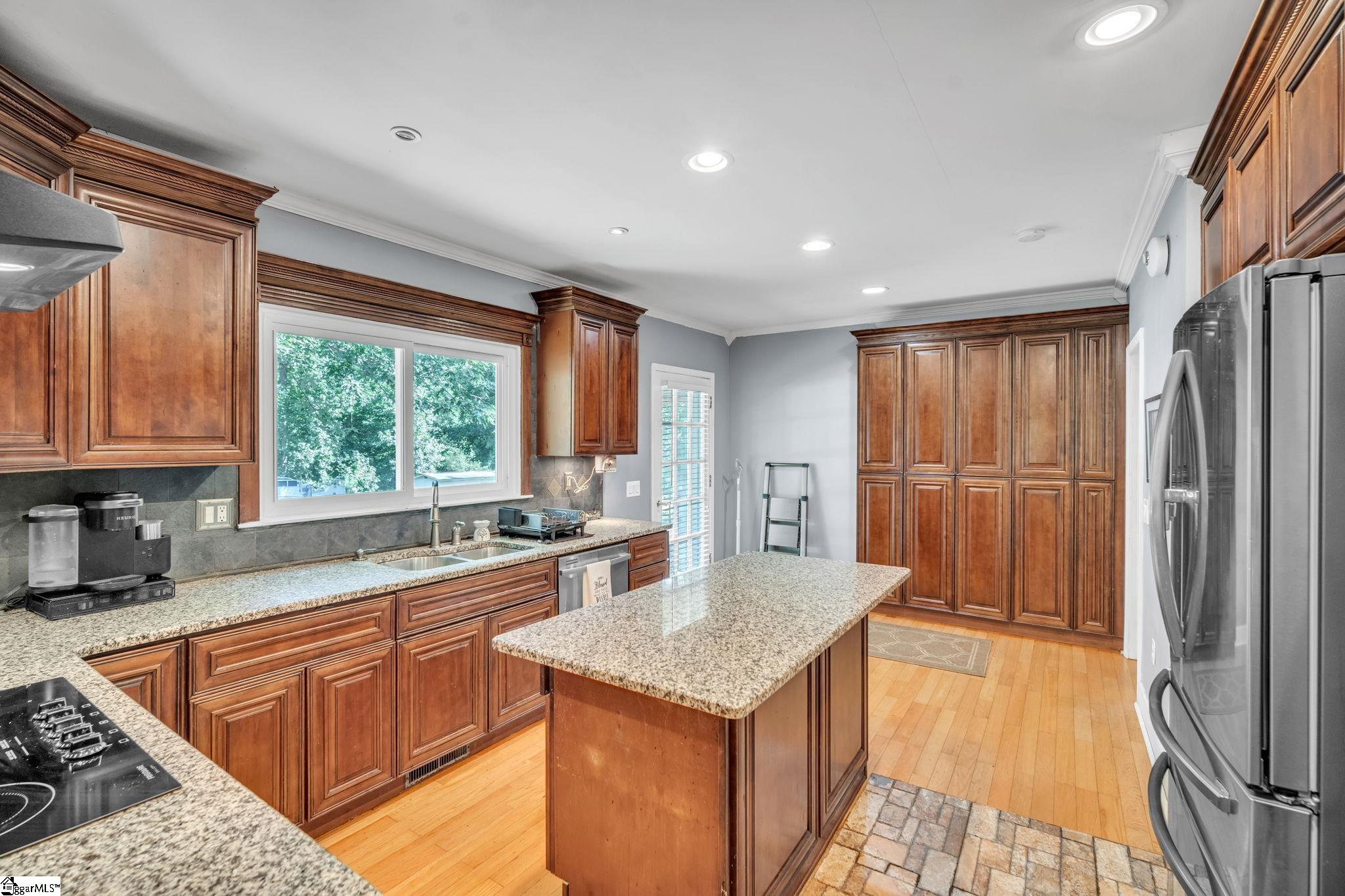 196 E Lake, Laurens, South Carolina image 6