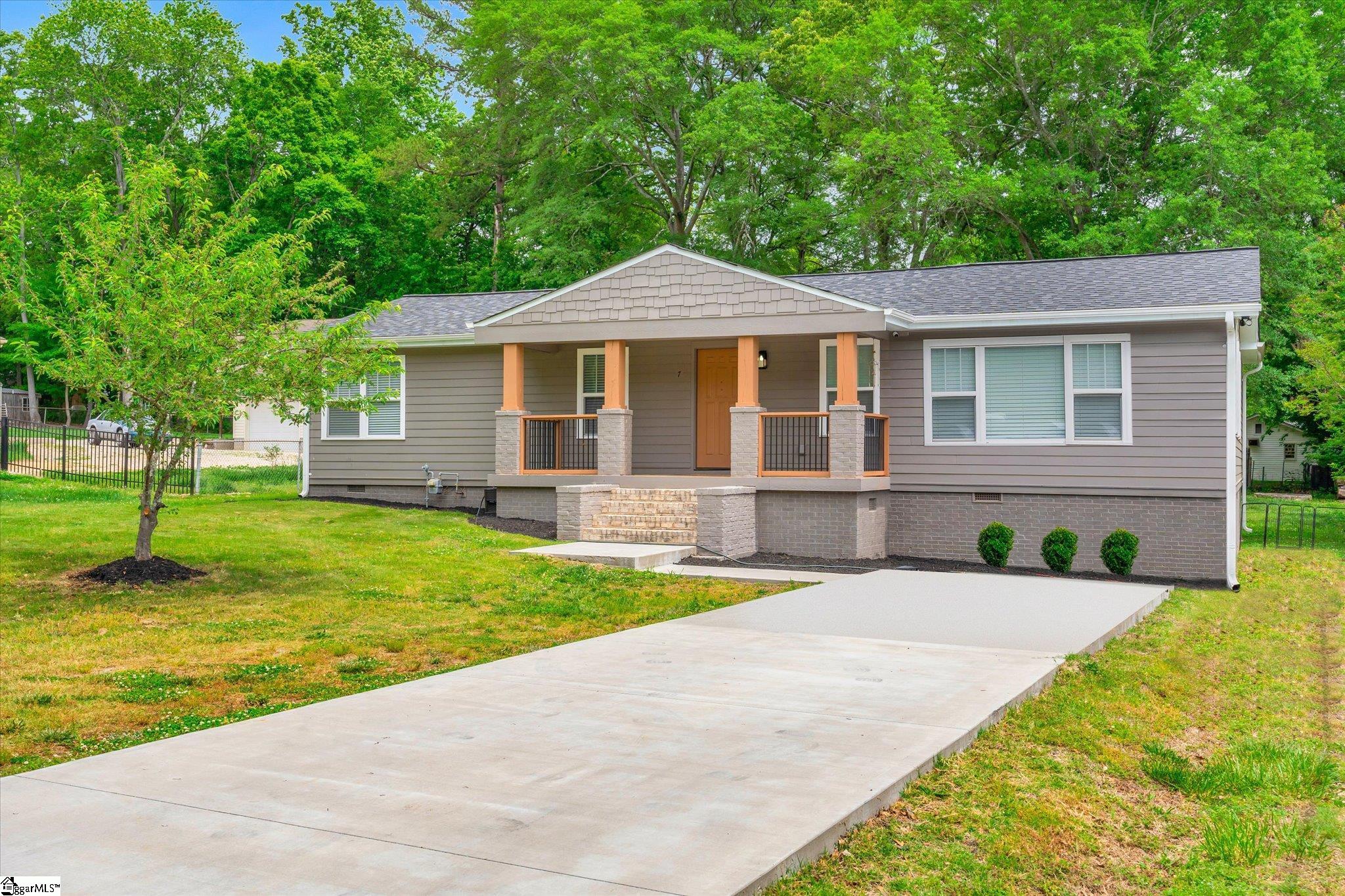 7 Cardinal Drive, Taylors SC 29687