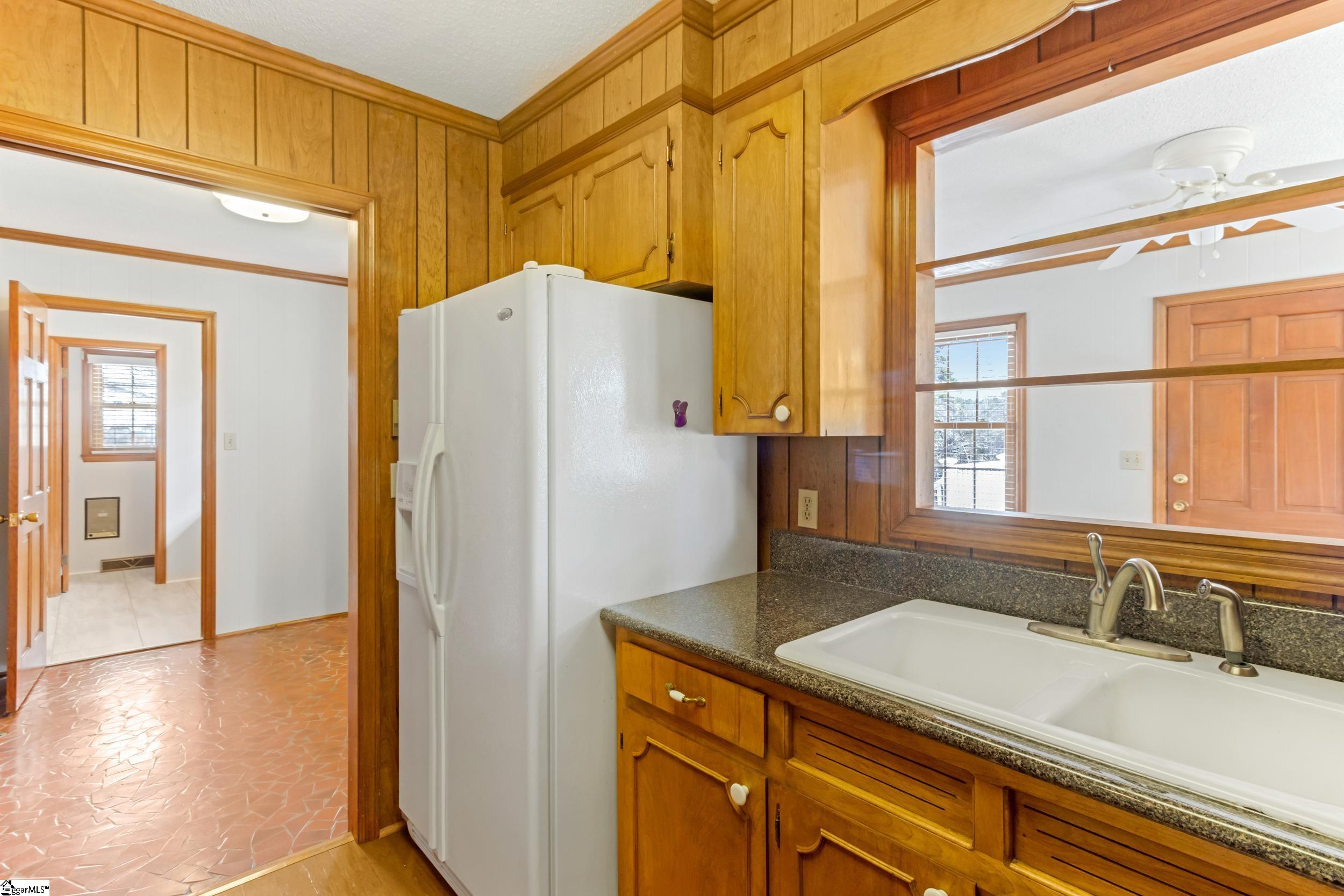 2396 Abner Creek, Duncan, South Carolina image 16