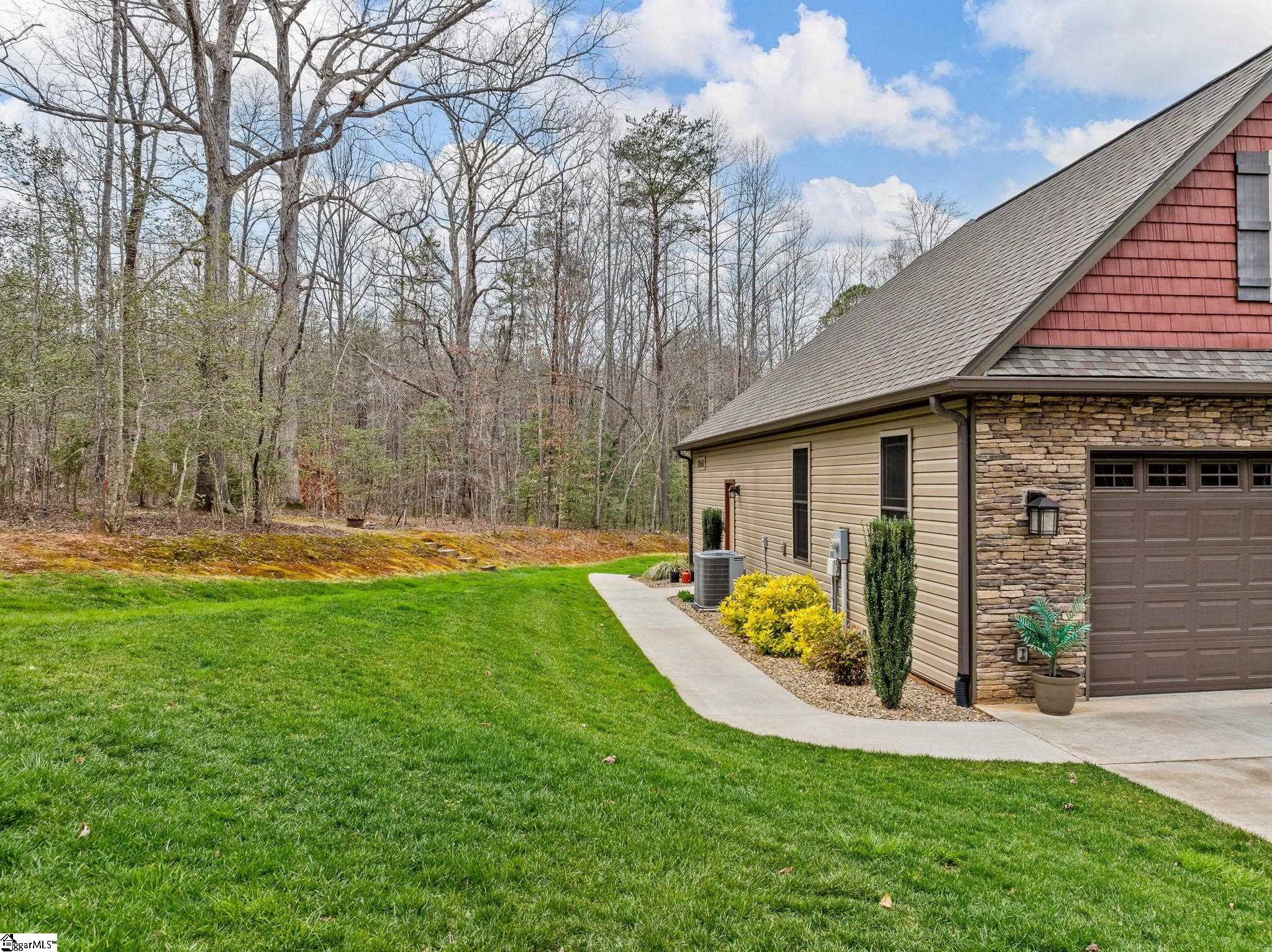 314 Stringer, Landrum, South Carolina image 46