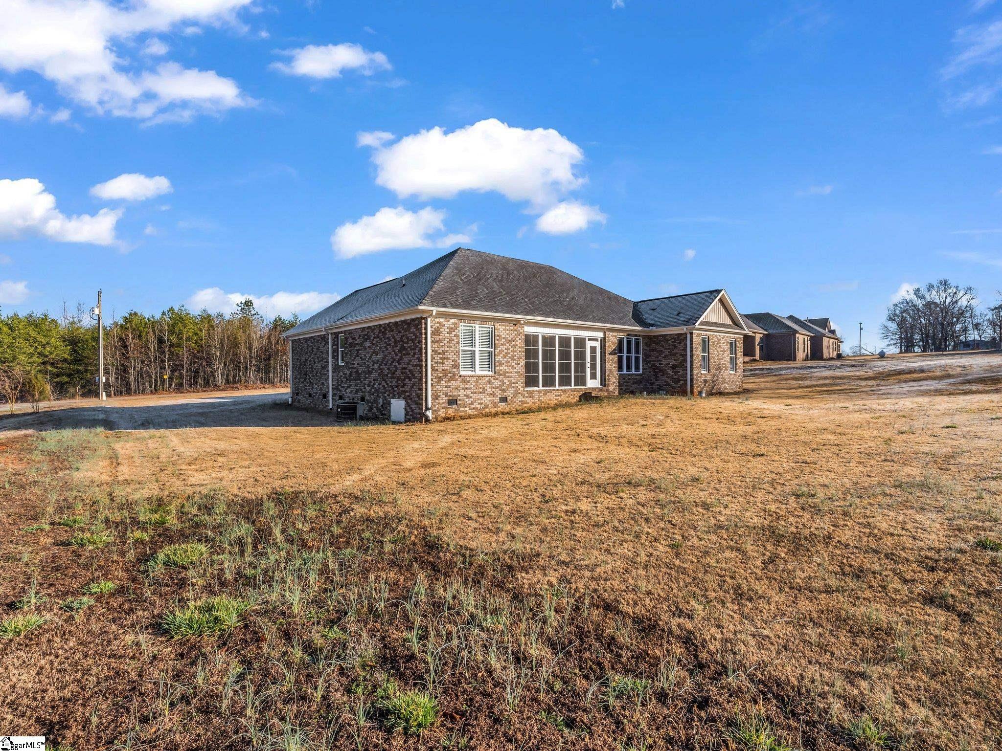 301 Robbins, Chesnee, South Carolina image 5