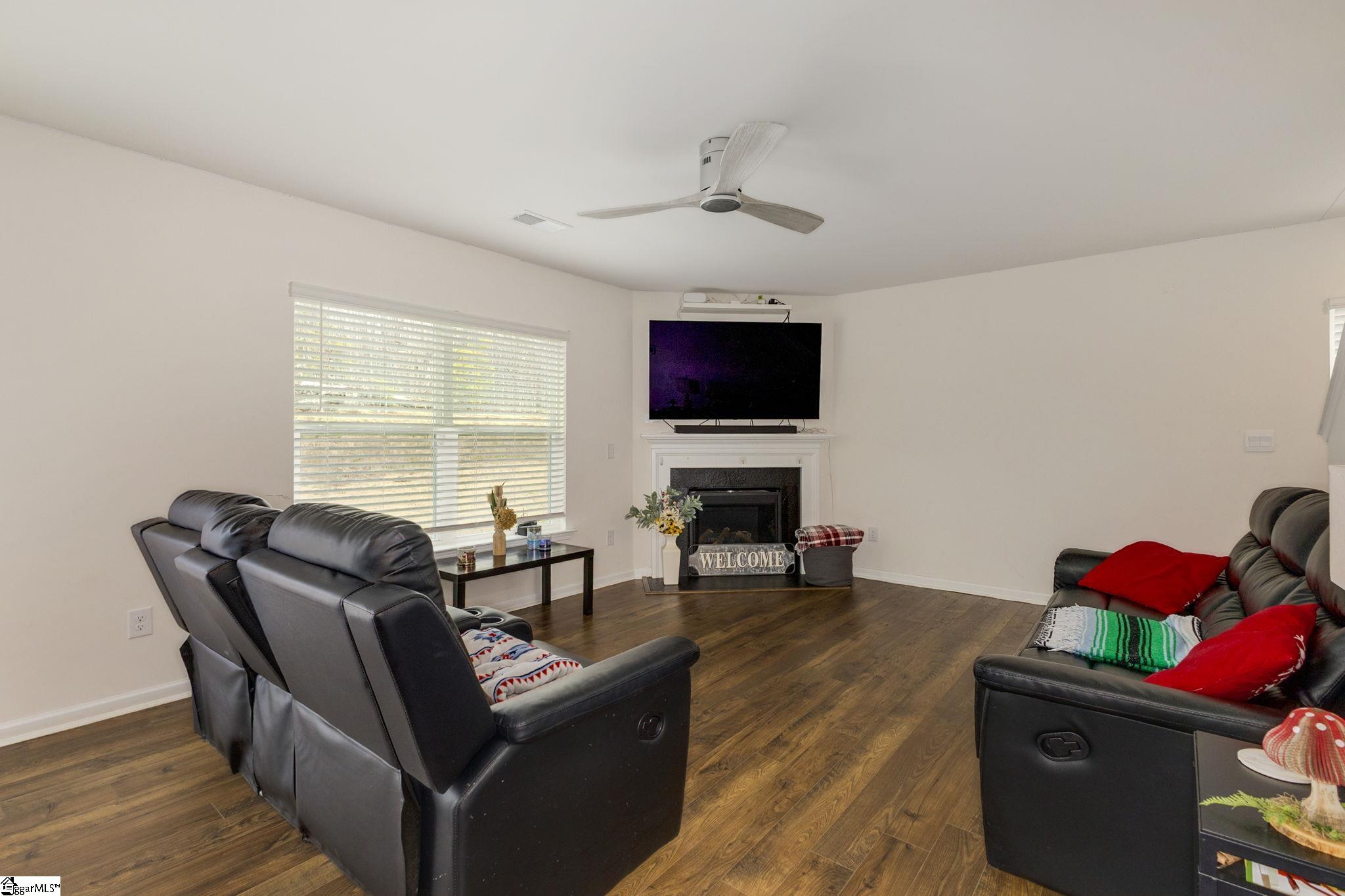 1113 Yearling, Roebuck, South Carolina image 12