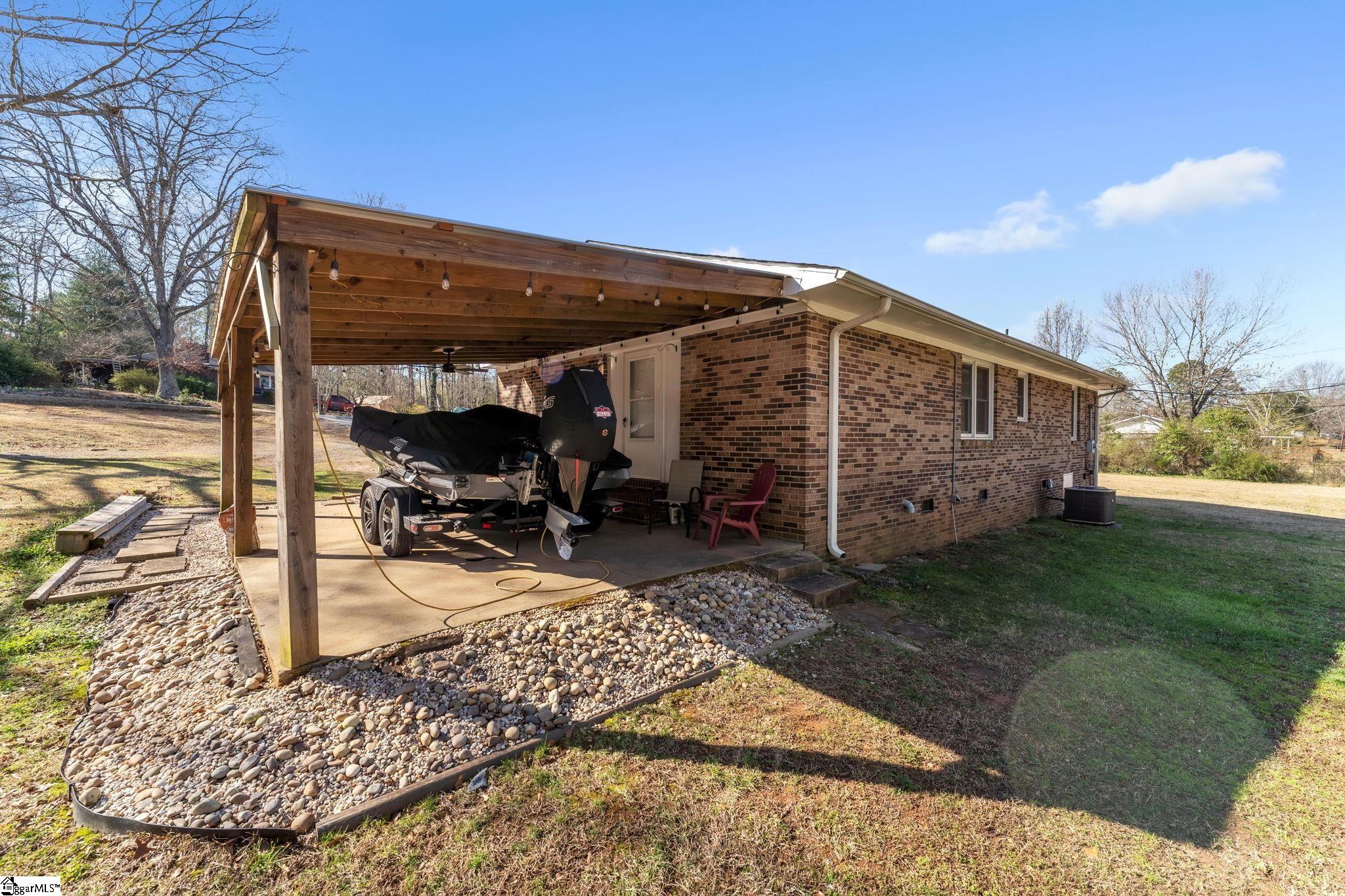 1409 Whiten, Belton, South Carolina image 12
