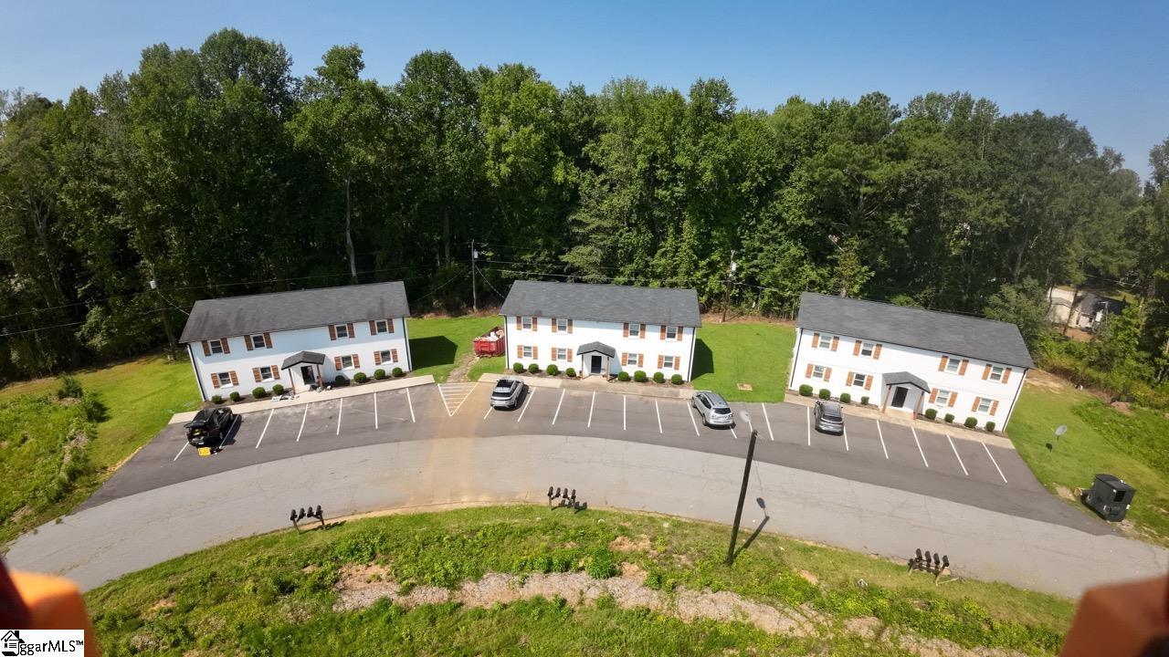 110, 114, Greenforest Circle Liberty, SC 29657