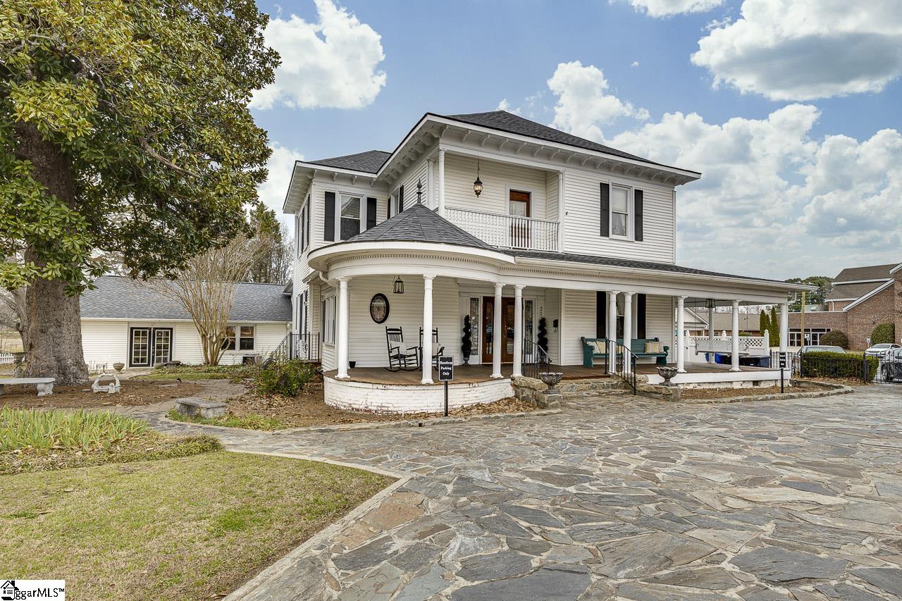 201 E College, Simpsonville, South Carolina image 2