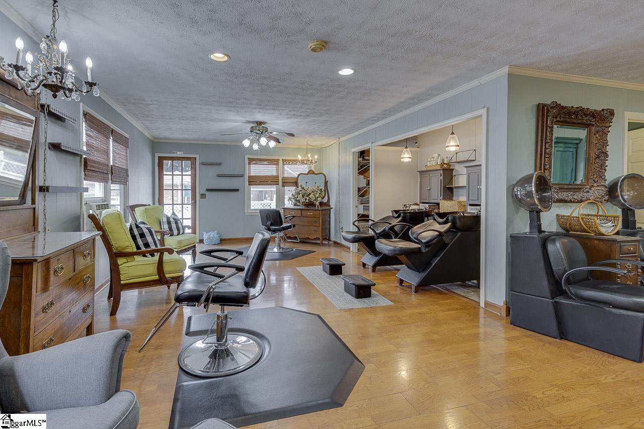 201 E College, Simpsonville, South Carolina image 24