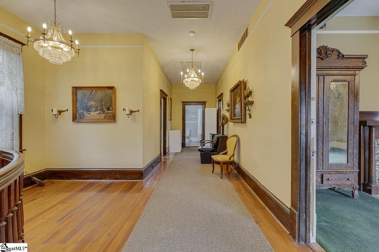 201 E College, Simpsonville, South Carolina image 10