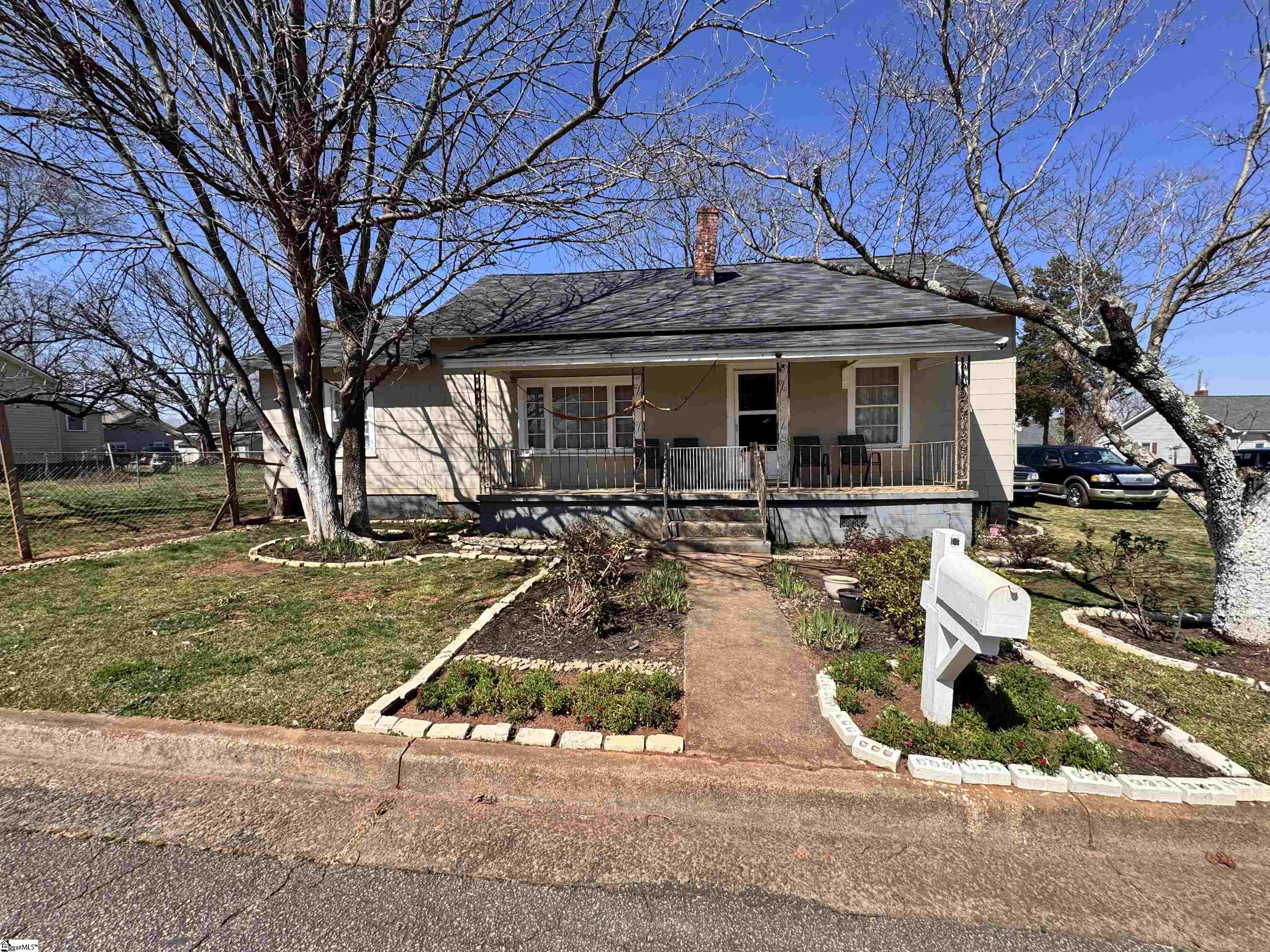 14 19th Street, Greer SC 29651