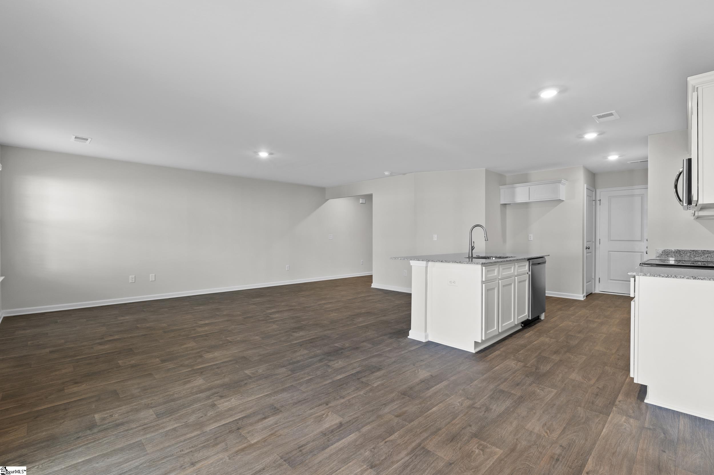 302 Hidden Hills, Laurens, South Carolina image 6