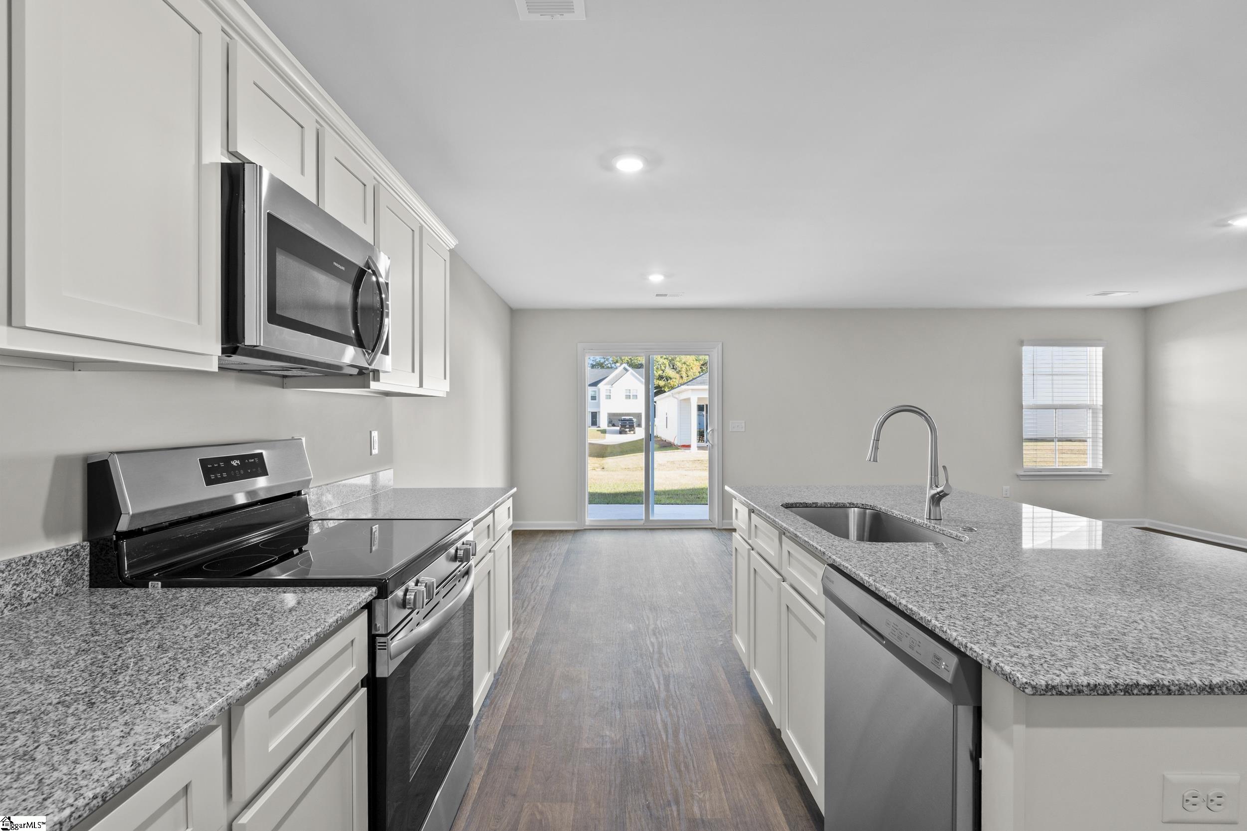 302 Hidden Hills, Laurens, South Carolina image 9