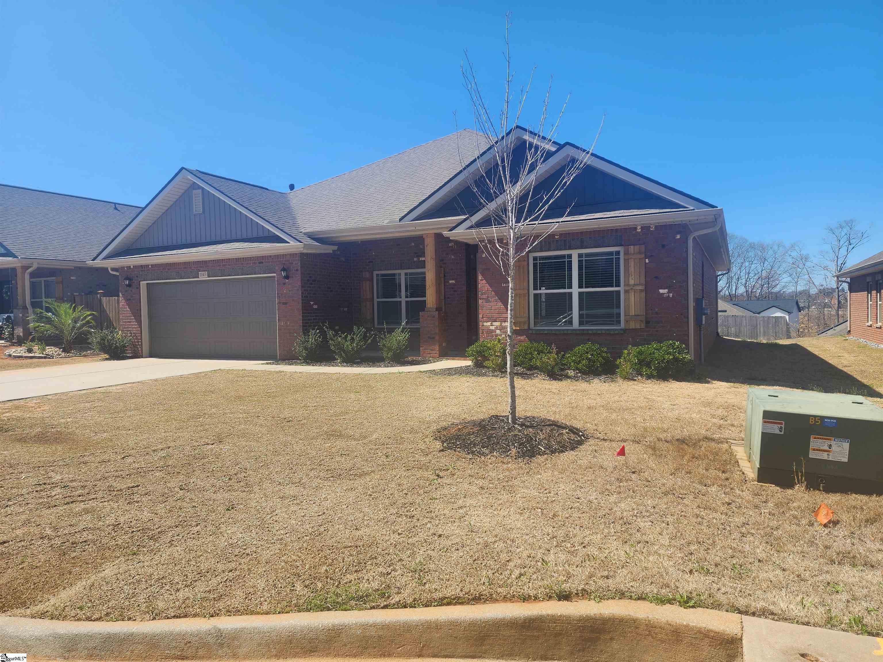 1045 Spruce Grove, Duncan, South Carolina image 2