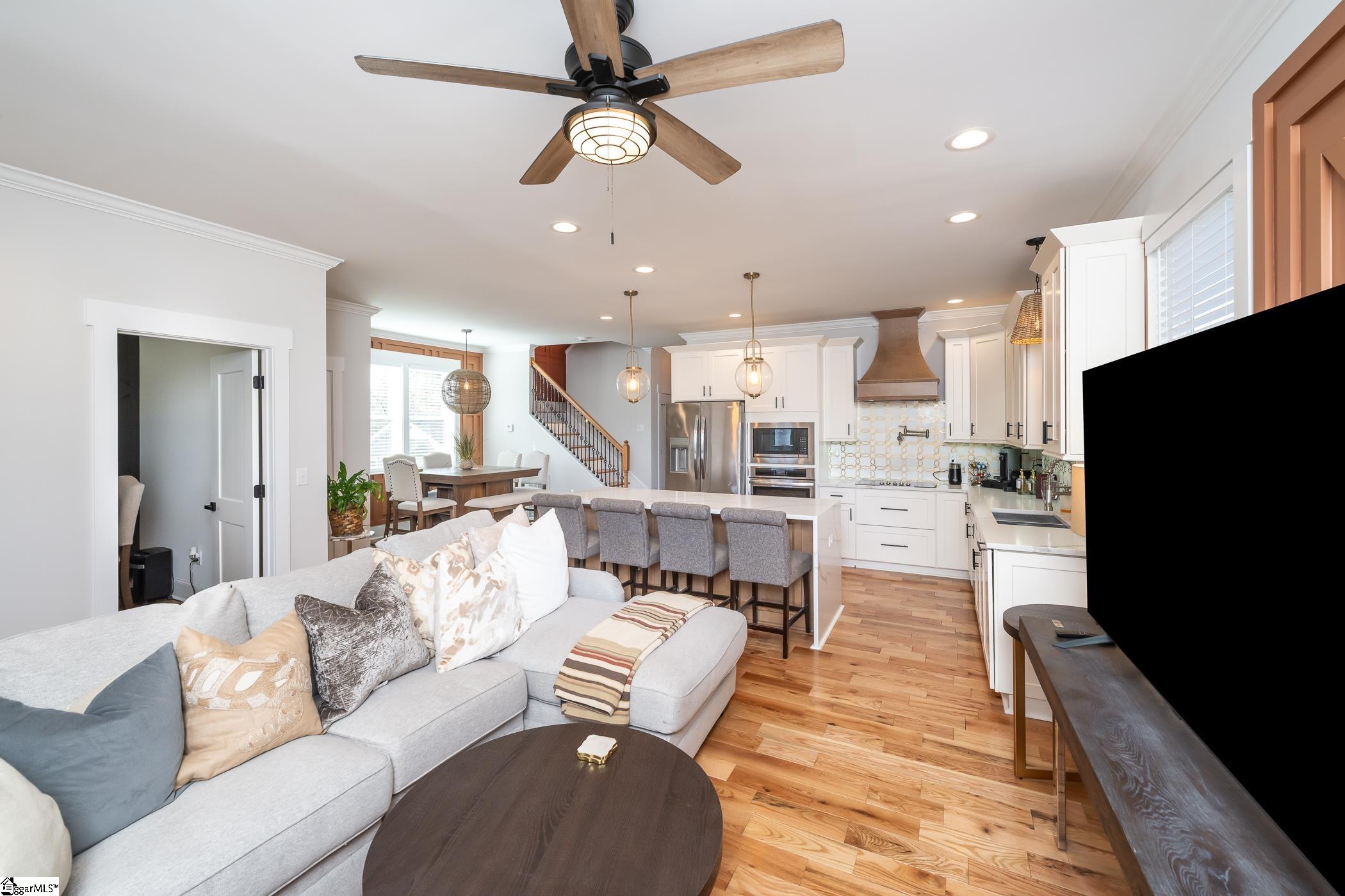 105 Sterling, Greenville, South Carolina image 6